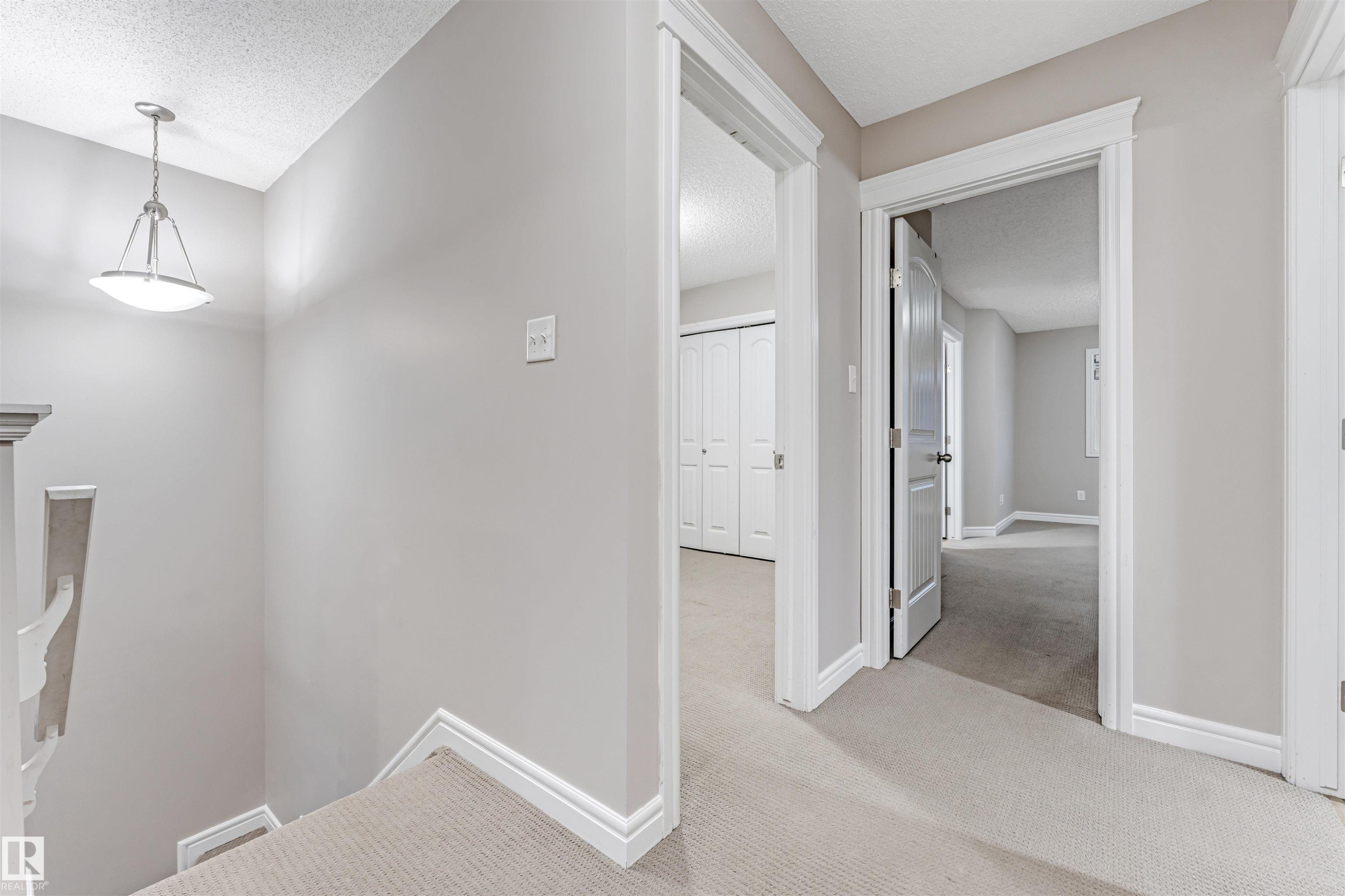 2929 16A Avenue, Edmonton, AB - Indoor Photo Showing Other Room