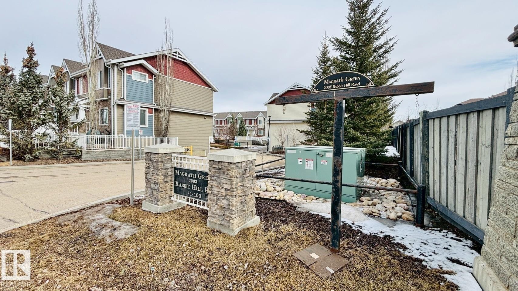 16 2003 Rabbit Hill Road Nw, Edmonton, AB - Outdoor