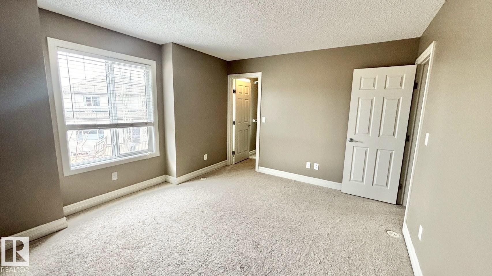 16 2003 Rabbit Hill Road Nw, Edmonton, AB - Indoor Photo Showing Other Room