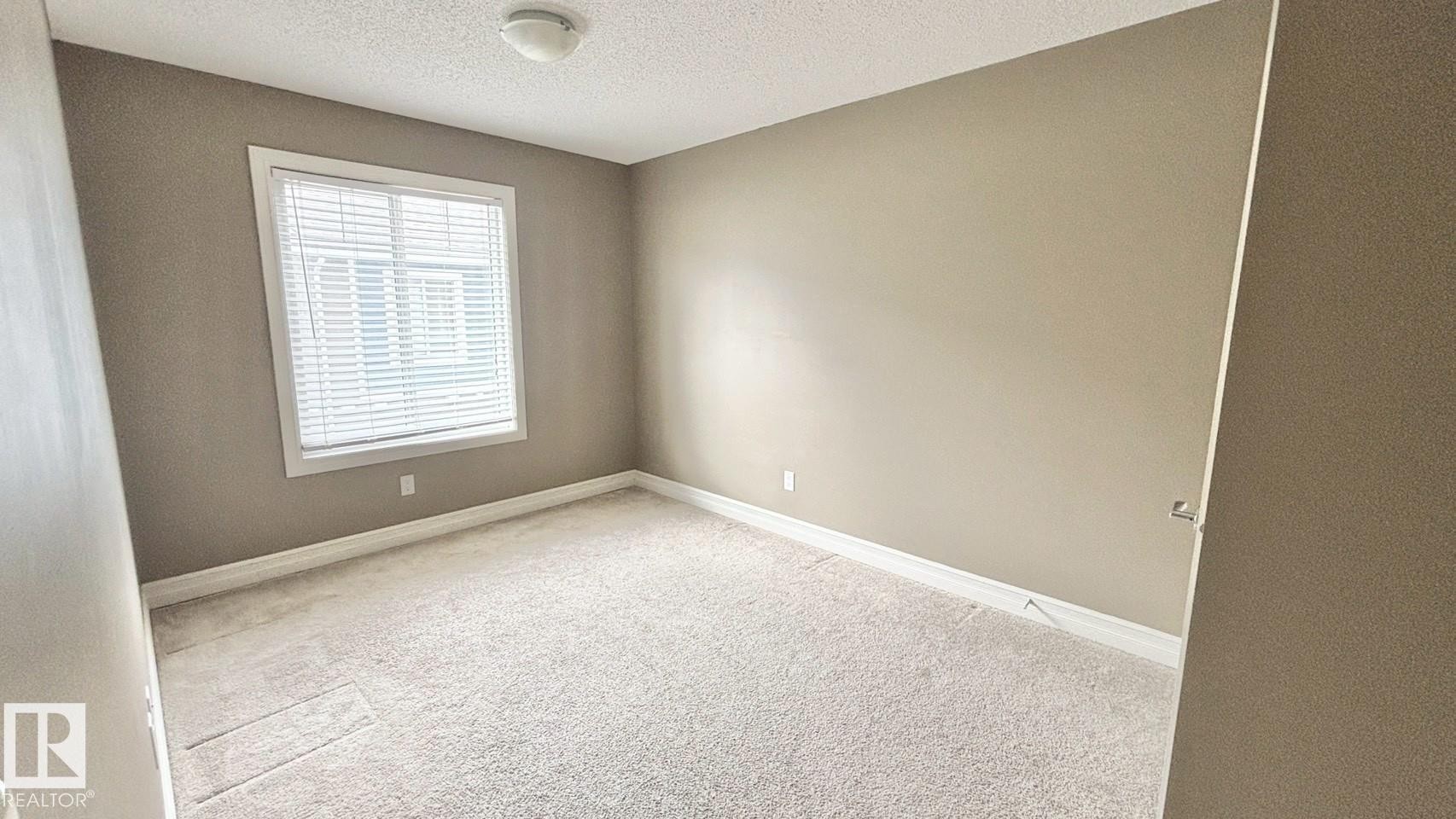 16 2003 Rabbit Hill Road Nw, Edmonton, AB - Indoor Photo Showing Other Room