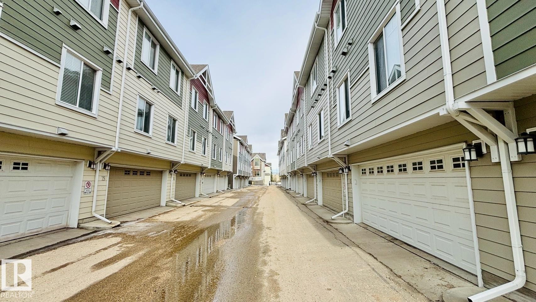 16 2003 Rabbit Hill Road Nw, Edmonton, AB - Outdoor