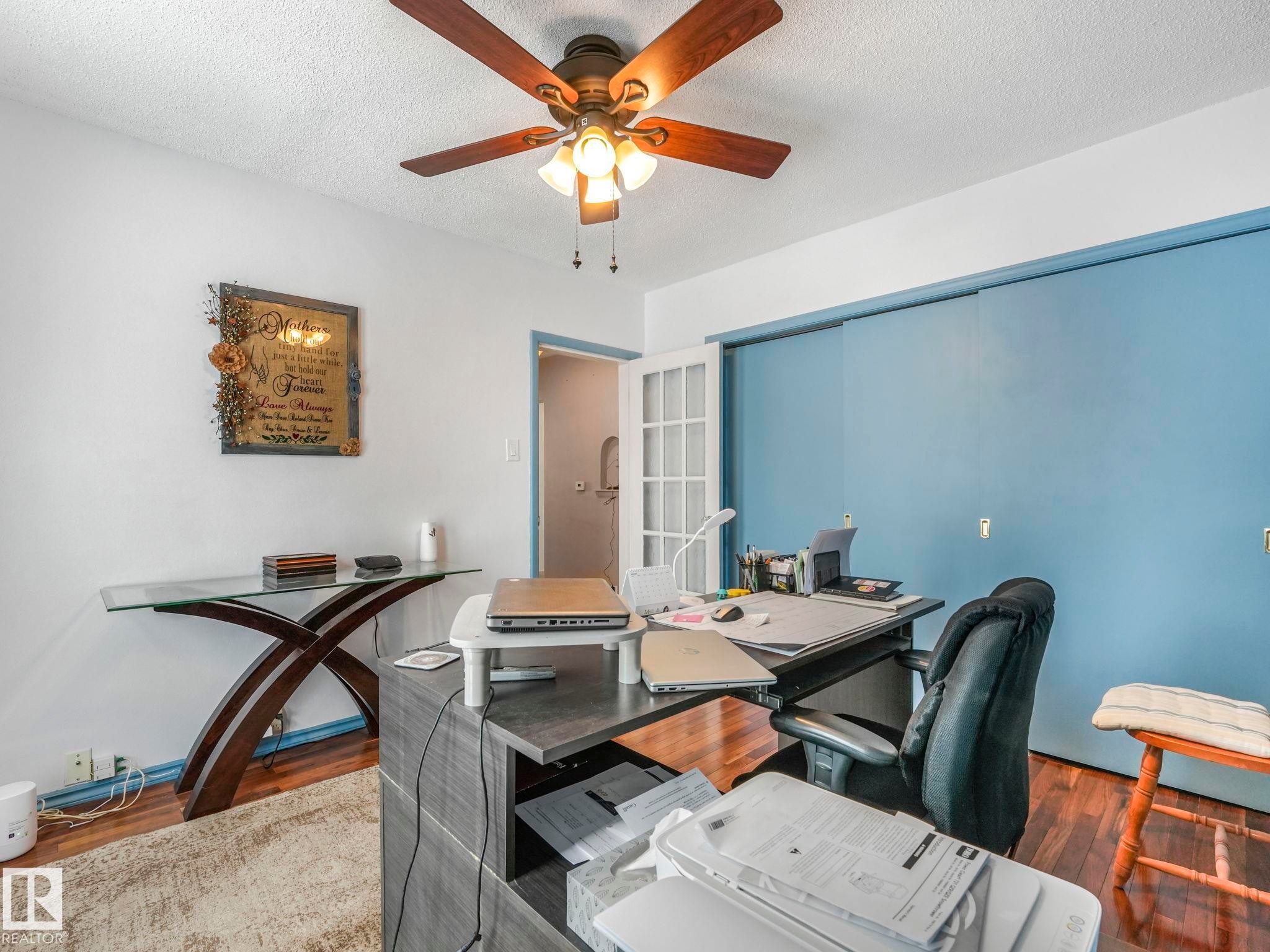 7653 91 Avenue, Edmonton, AB - Indoor Photo Showing Office