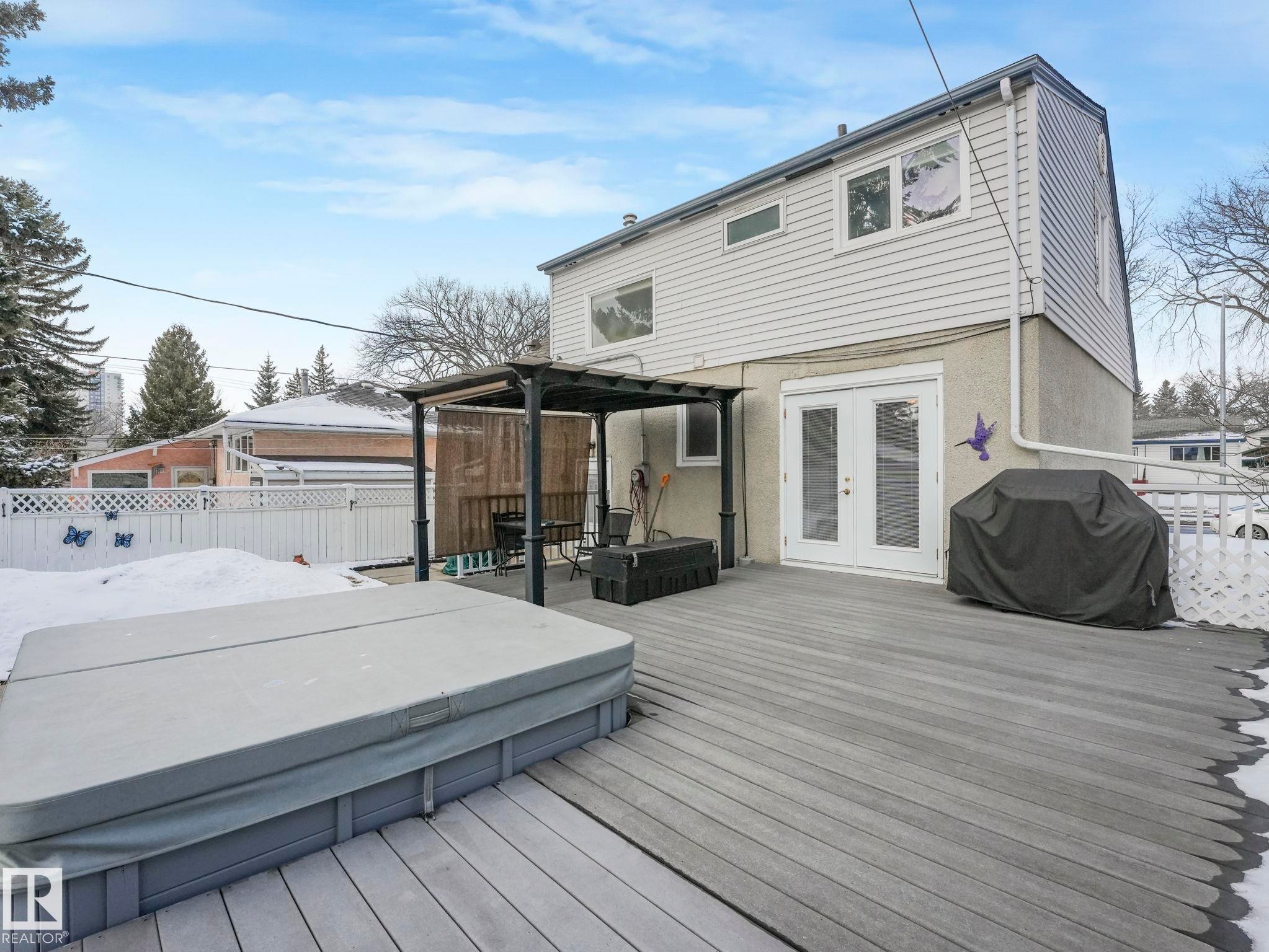 7653 91 Avenue, Edmonton, AB - Outdoor With Deck Patio Veranda With Exterior