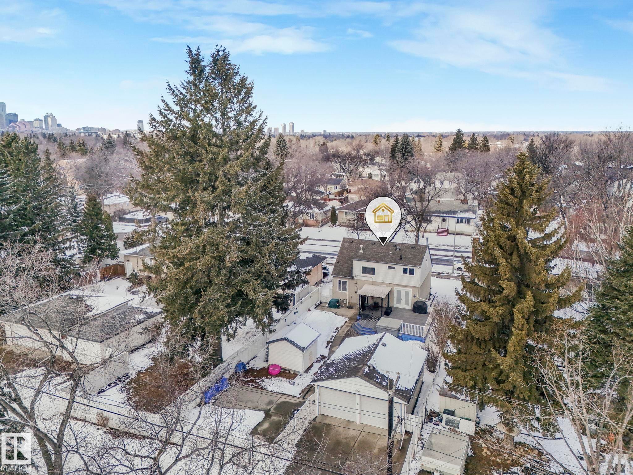7653 91 Avenue, Edmonton, AB - Outdoor With View