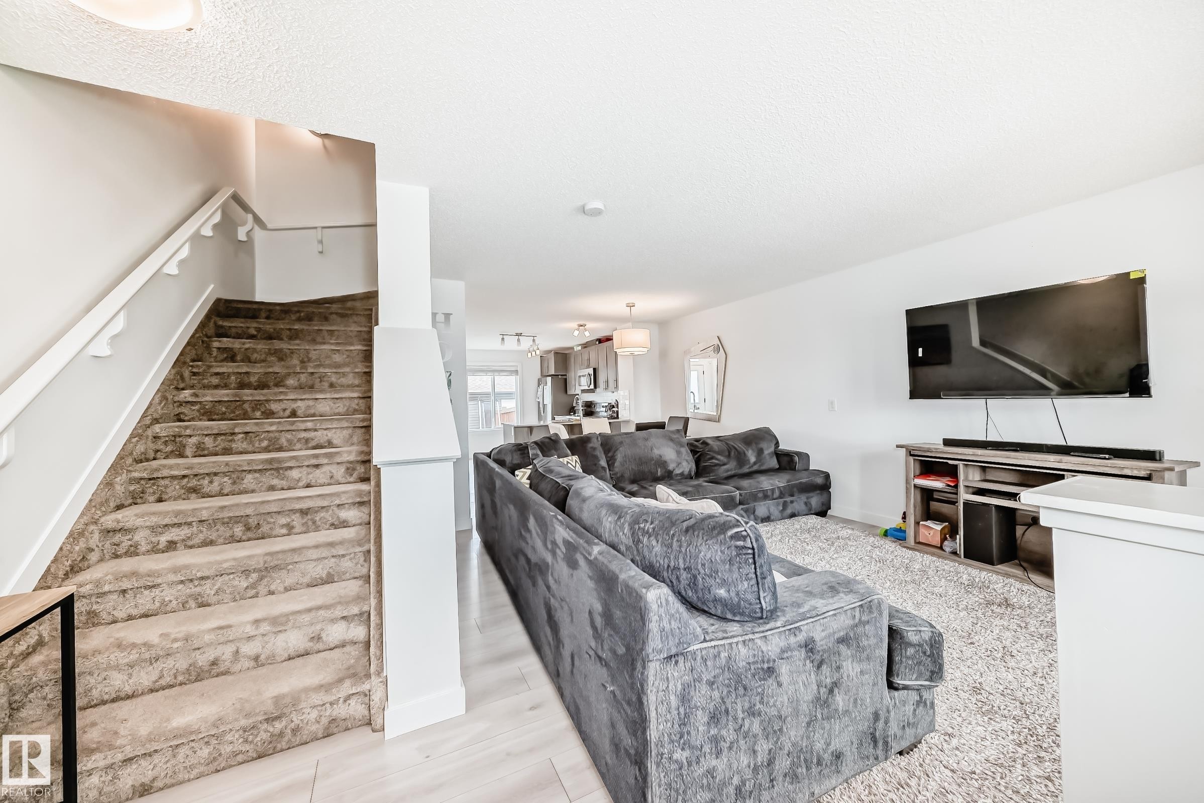 374 Crystallina Nera Drive Nw, Edmonton, AB - Indoor