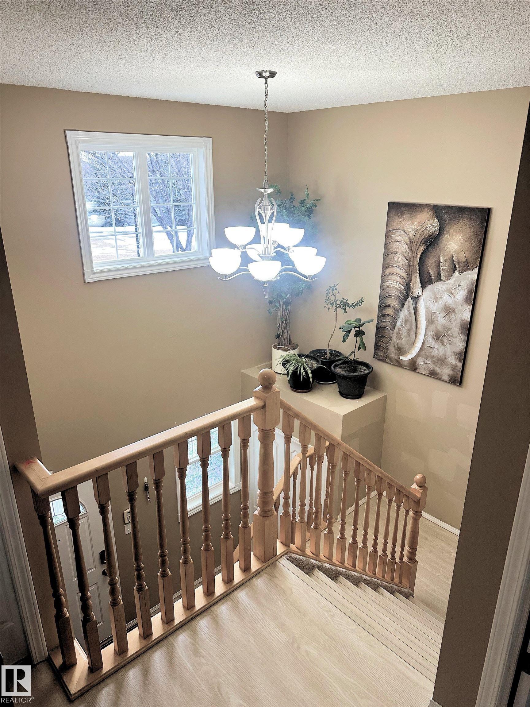 1750 Tomlinson Common, Edmonton, AB - Indoor Photo Showing Other Room