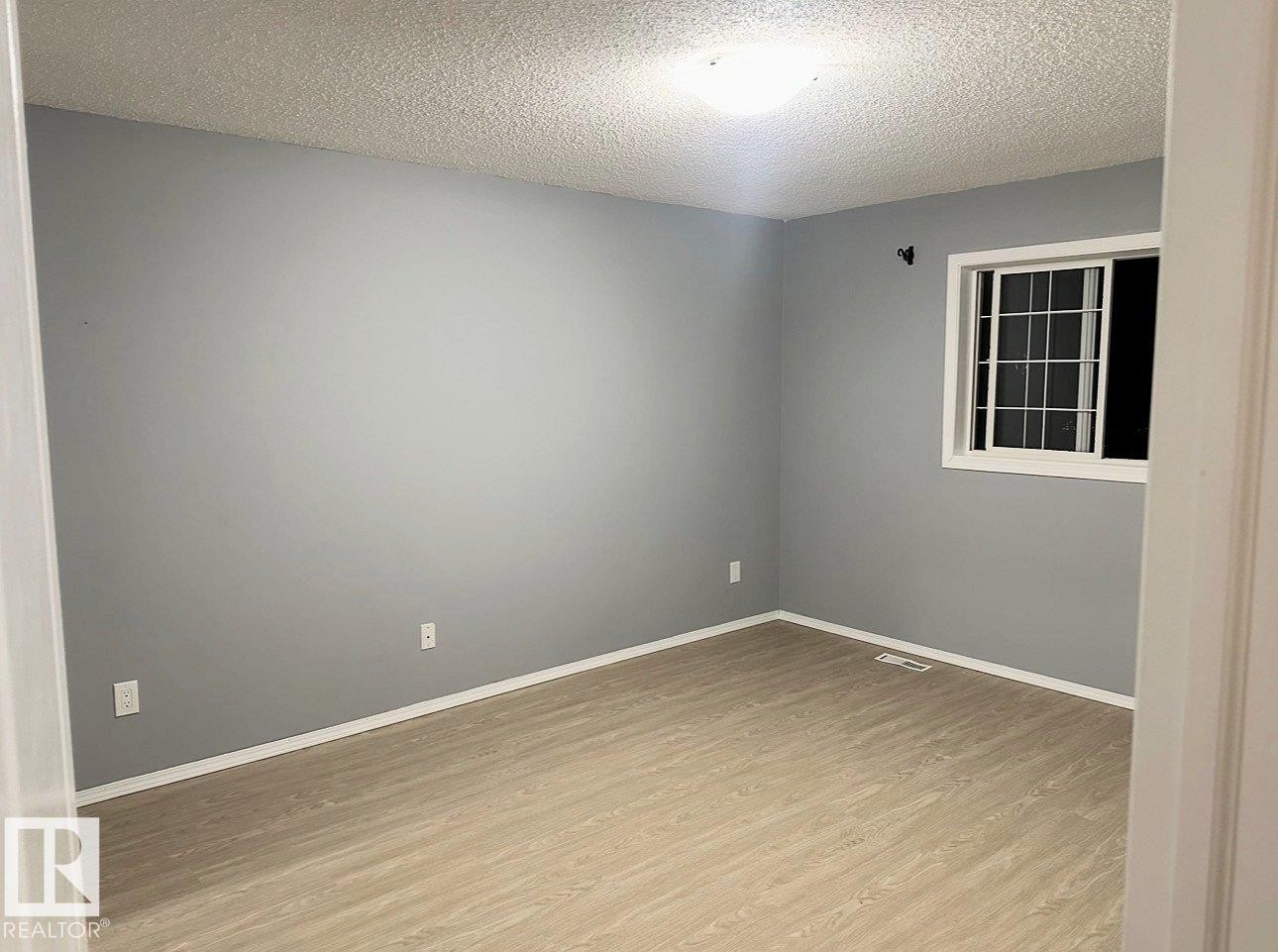 1750 Tomlinson Common, Edmonton, AB - Indoor Photo Showing Other Room