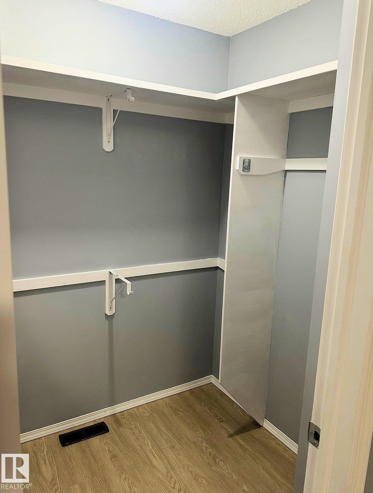 1750 Tomlinson Common, Edmonton, AB - Indoor