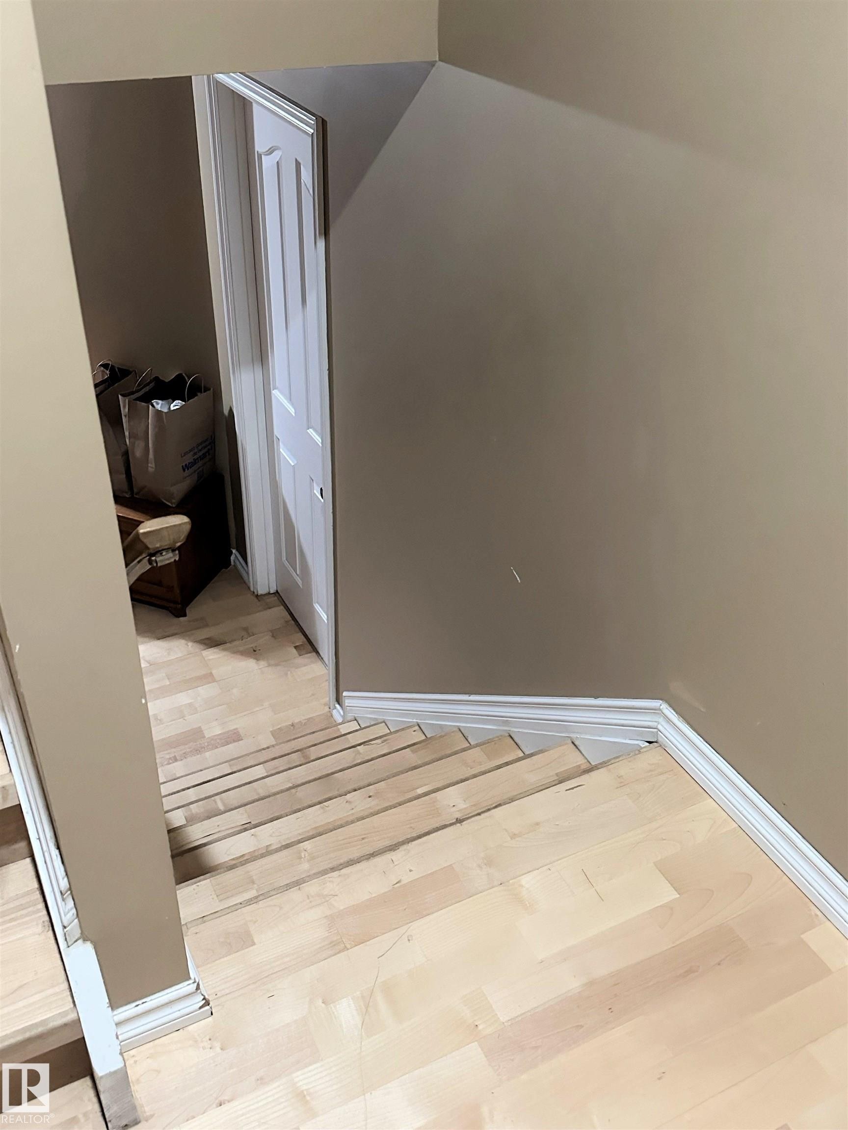 1750 Tomlinson Common, Edmonton, AB - Indoor Photo Showing Other Room