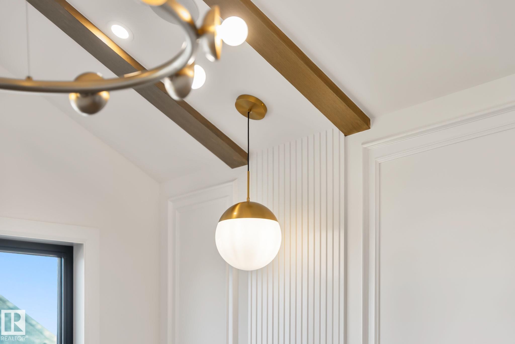 4706 Knight Close, Edmonton, AB - Indoor Photo Showing Other Room