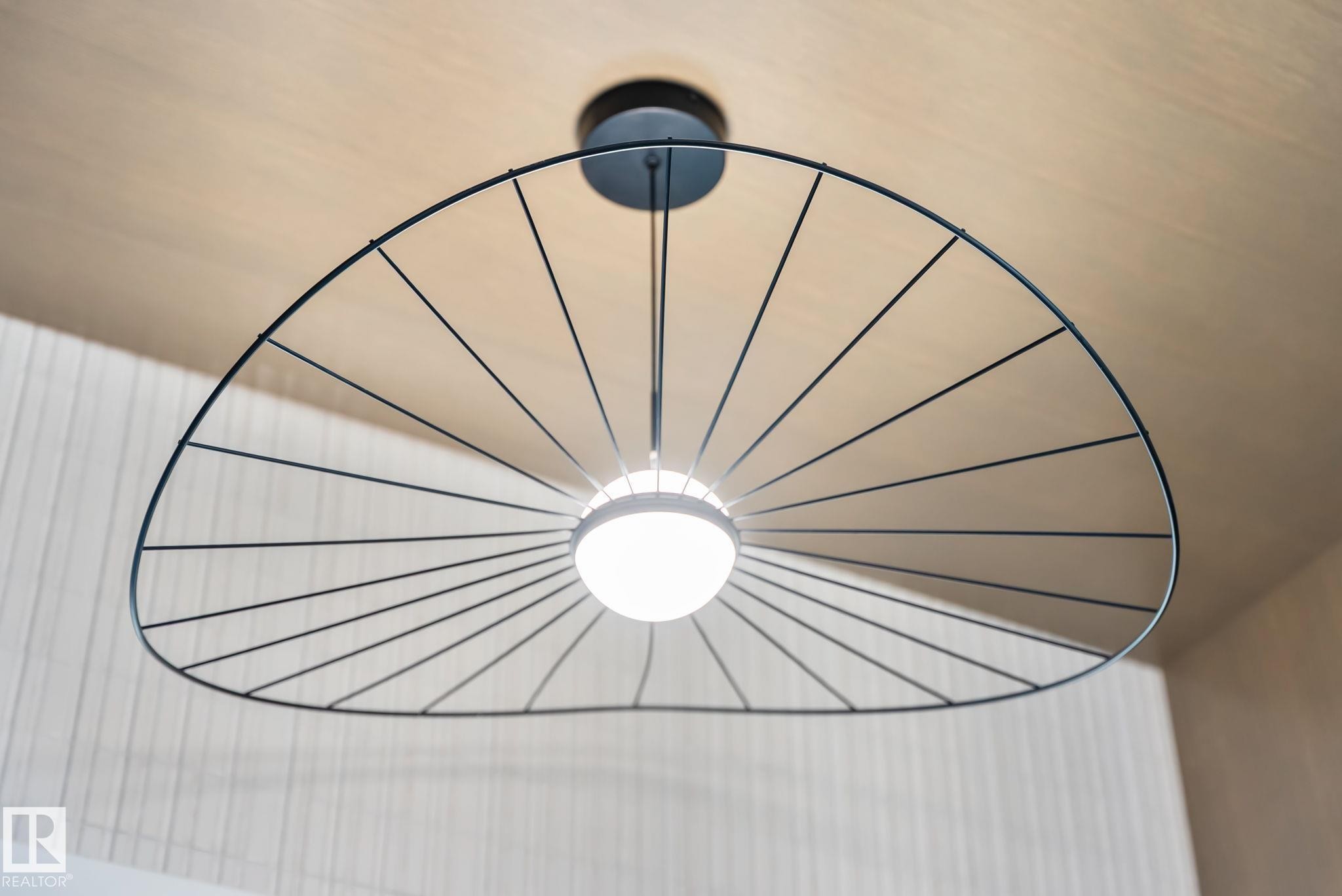 4706 Knight Close, Edmonton, AB - Indoor Photo Showing Other Room