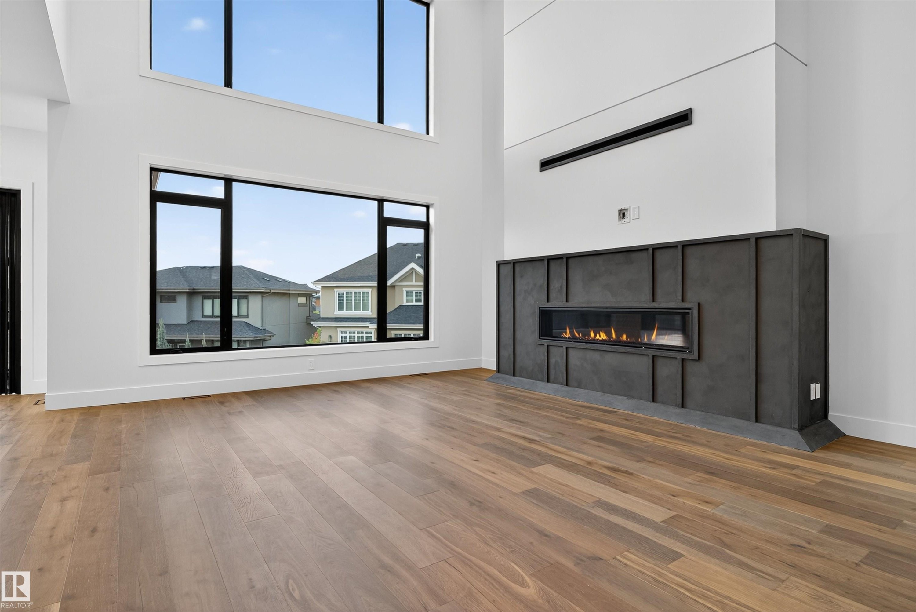 4712 Knight Close, Edmonton, AB - Indoor Photo Showing Living Room With Fireplace