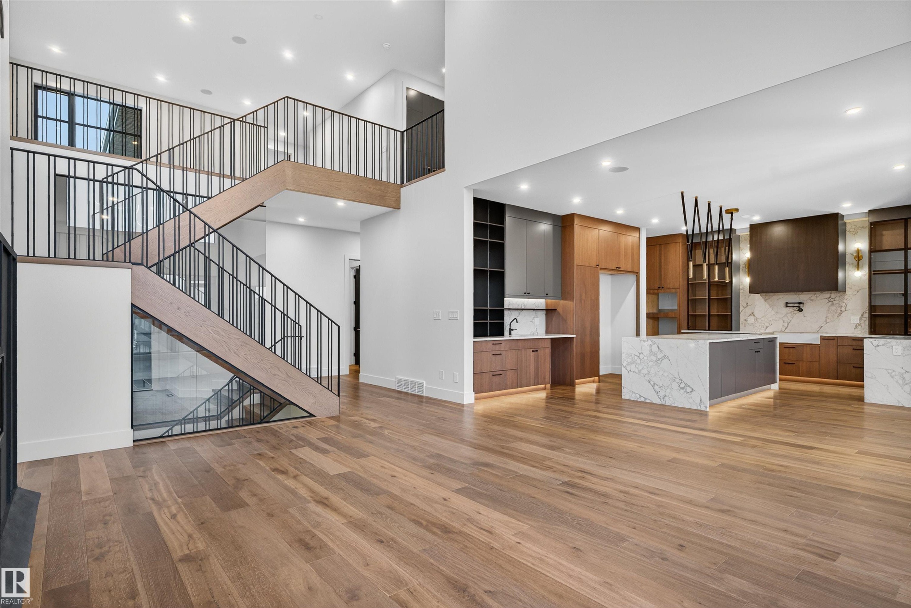 4712 Knight Close, Edmonton, AB - Indoor Photo Showing Kitchen