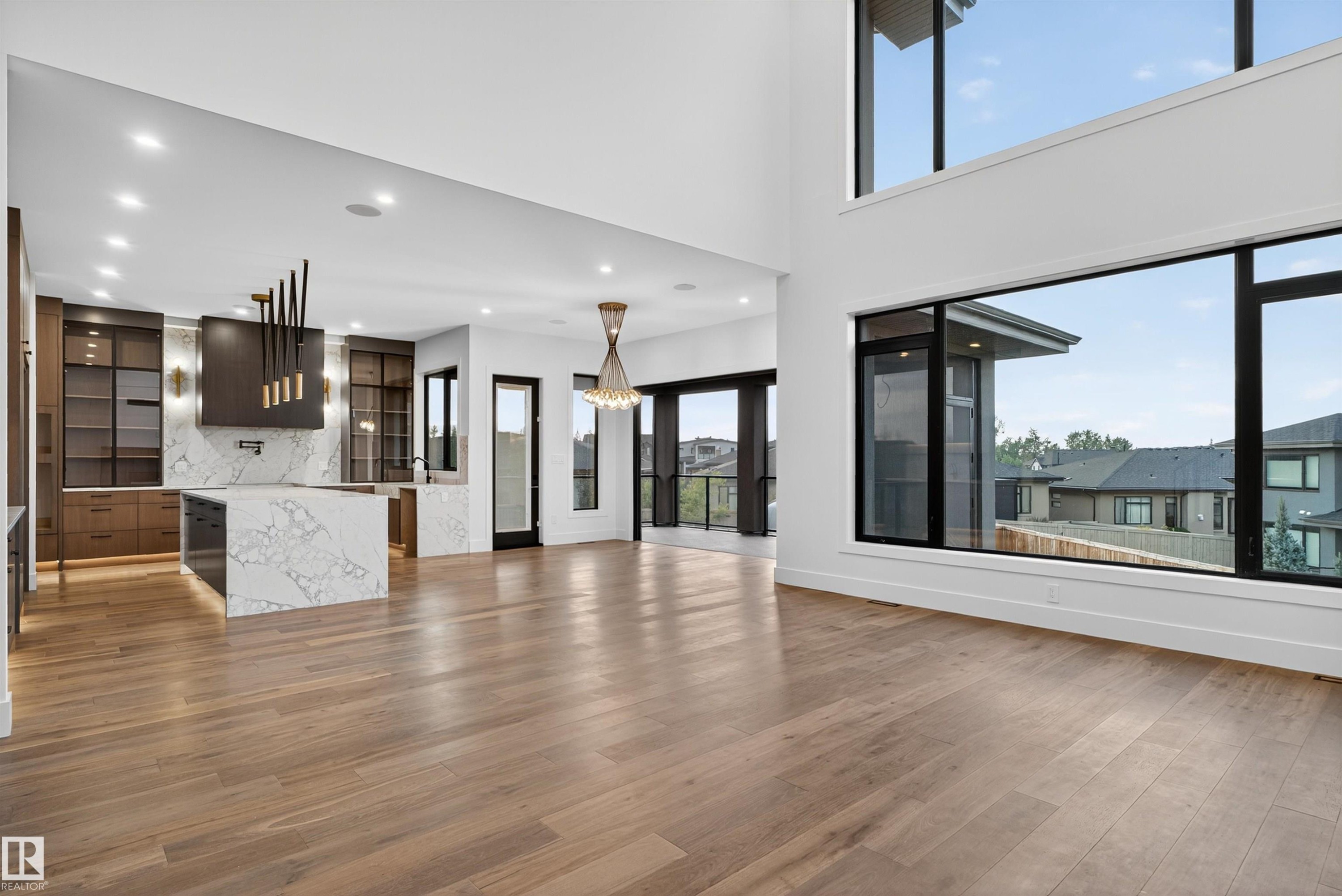 4712 Knight Close, Edmonton, AB - Indoor