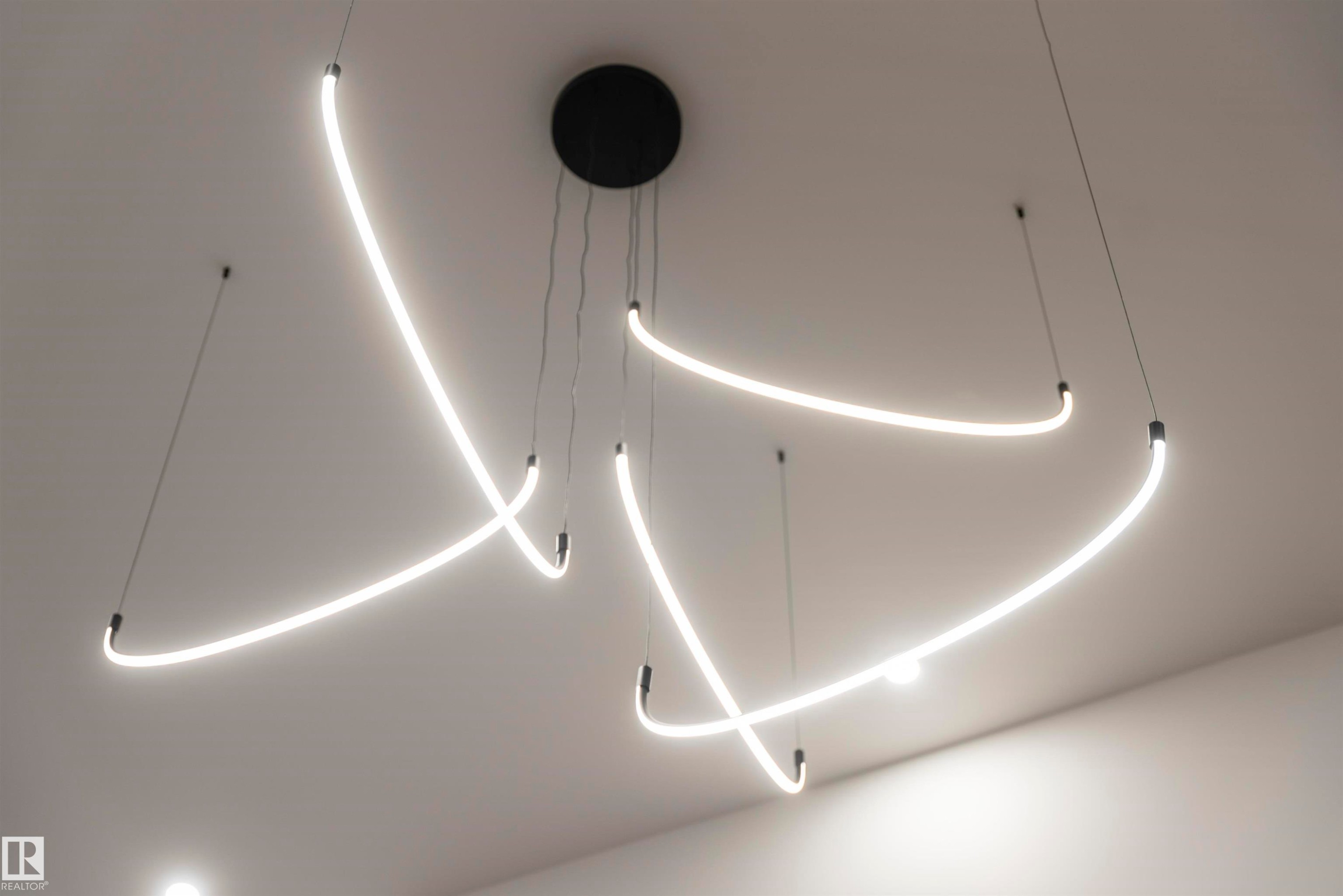 4712 Knight Close, Edmonton, AB - Indoor Photo Showing Other Room