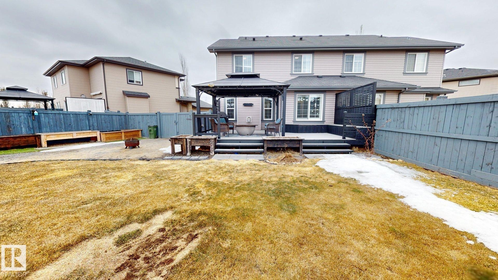 3885 Gallinger Loop, Edmonton, AB - Outdoor With Deck Patio Veranda