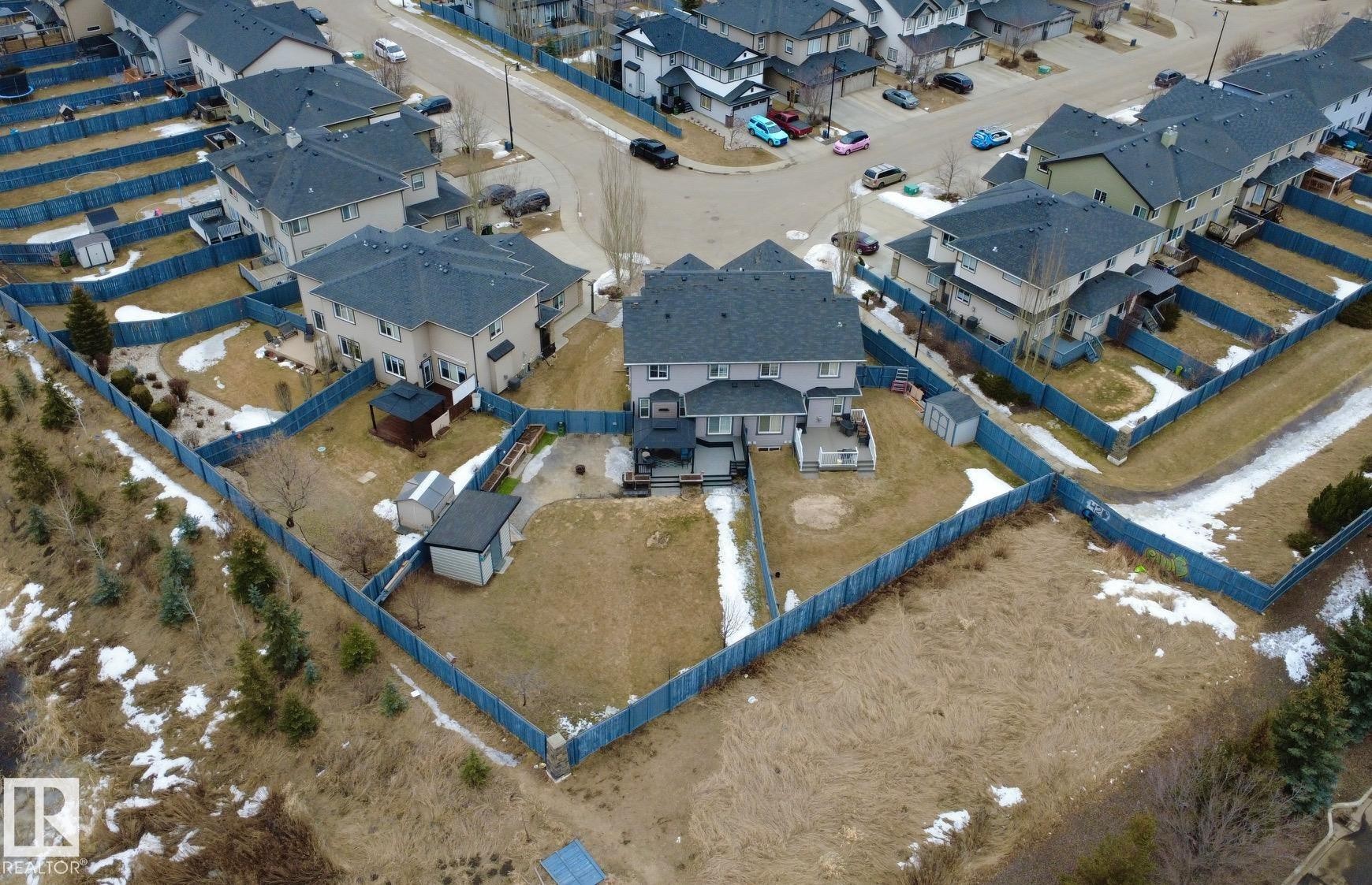 3885 Gallinger Loop, Edmonton, AB -