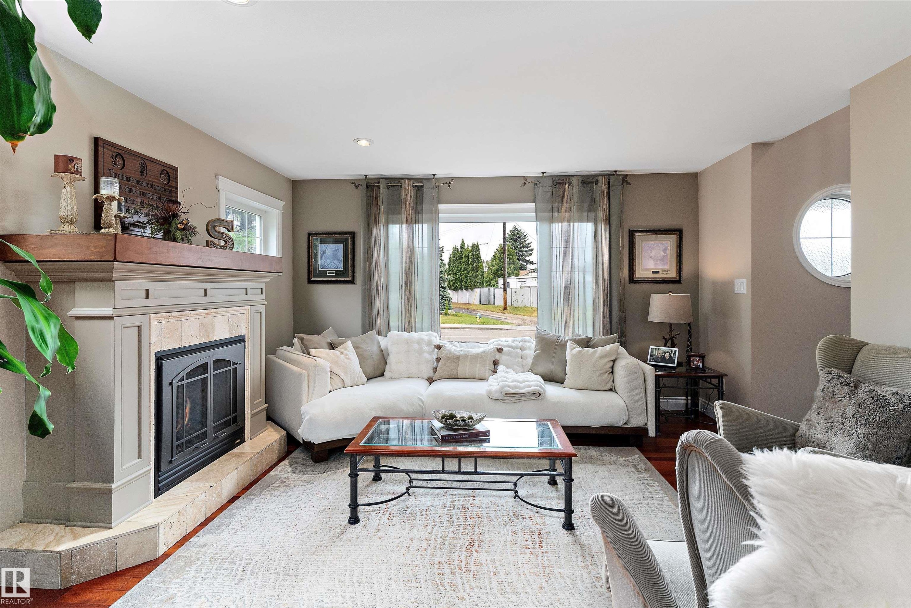 10765 65 Street, Edmonton, AB - Indoor Photo Showing Living Room With Fireplace