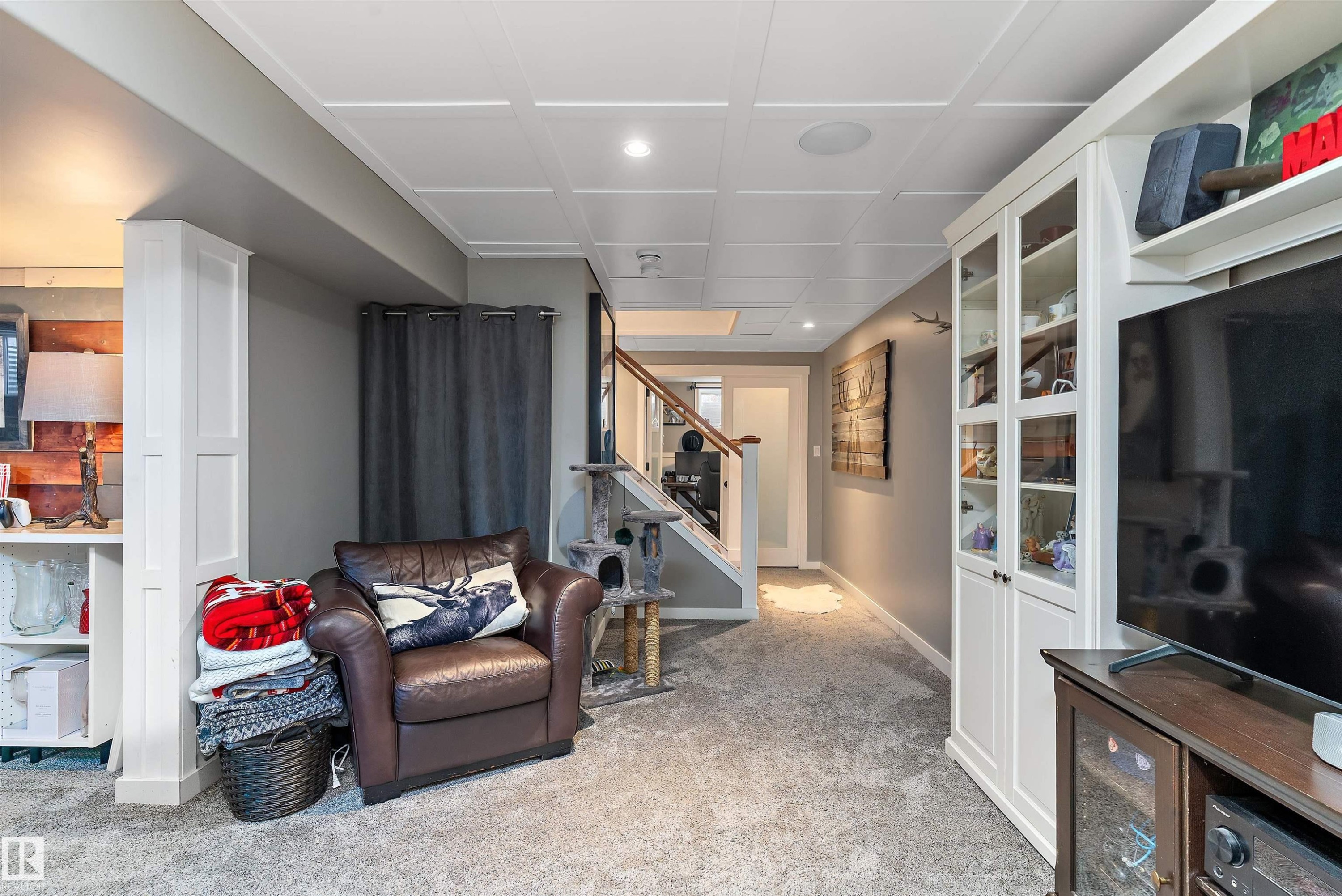 10765 65 Street, Edmonton, AB - Indoor