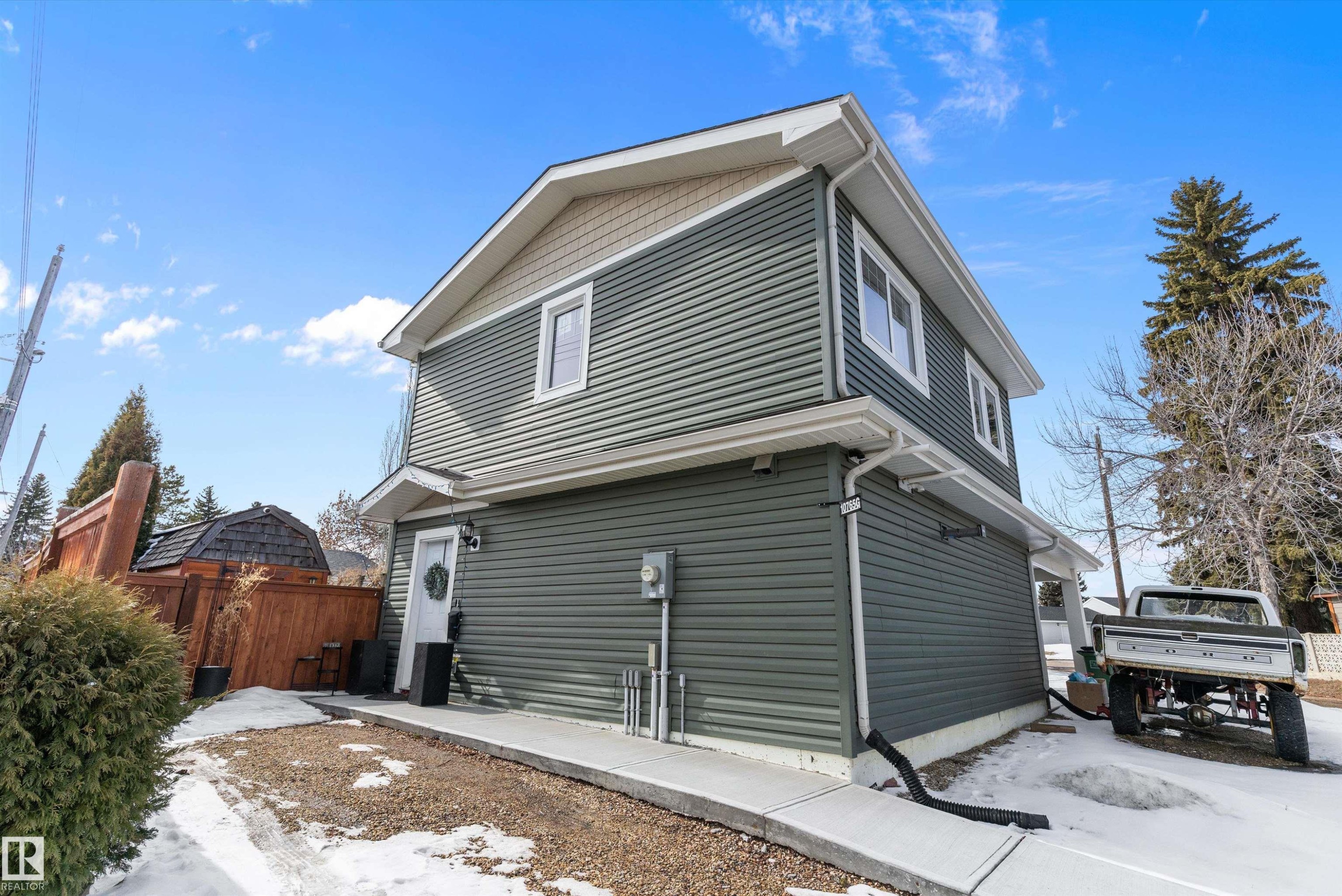 10765 65 Street, Edmonton, AB - Outdoor