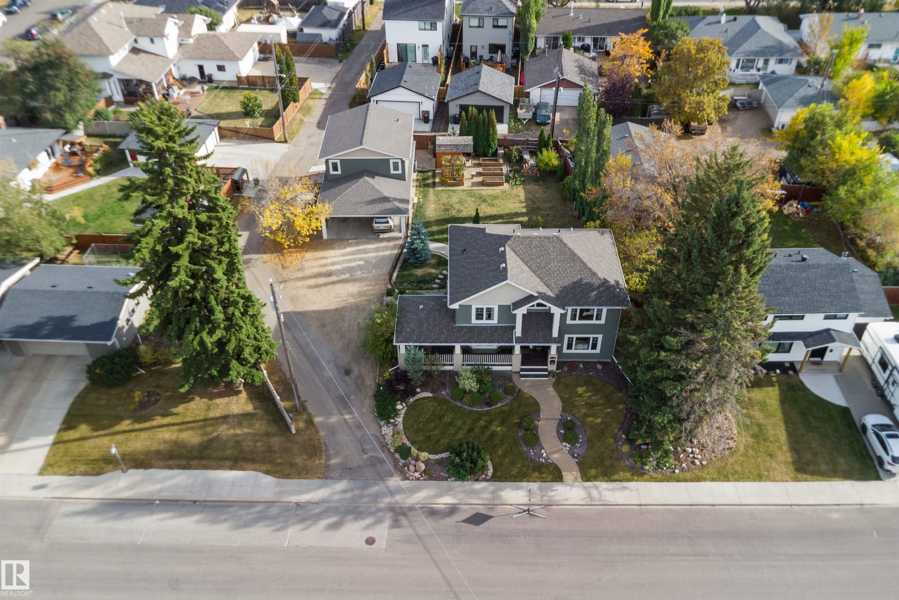 10765 65 Street, Edmonton, AB - Outdoor With View