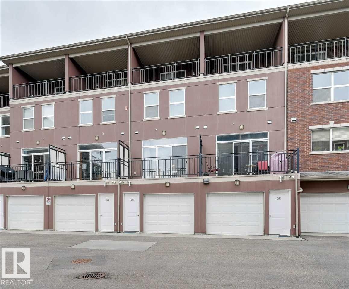 1647 Cunningham Way, Edmonton, AB - Outdoor With Balcony With Exterior