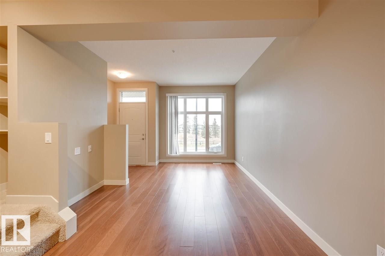 1647 Cunningham Way, Edmonton, AB - Indoor Photo Showing Other Room