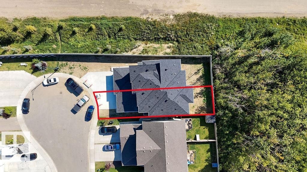 207 39 Avenue, Edmonton, AB - Outdoor With View