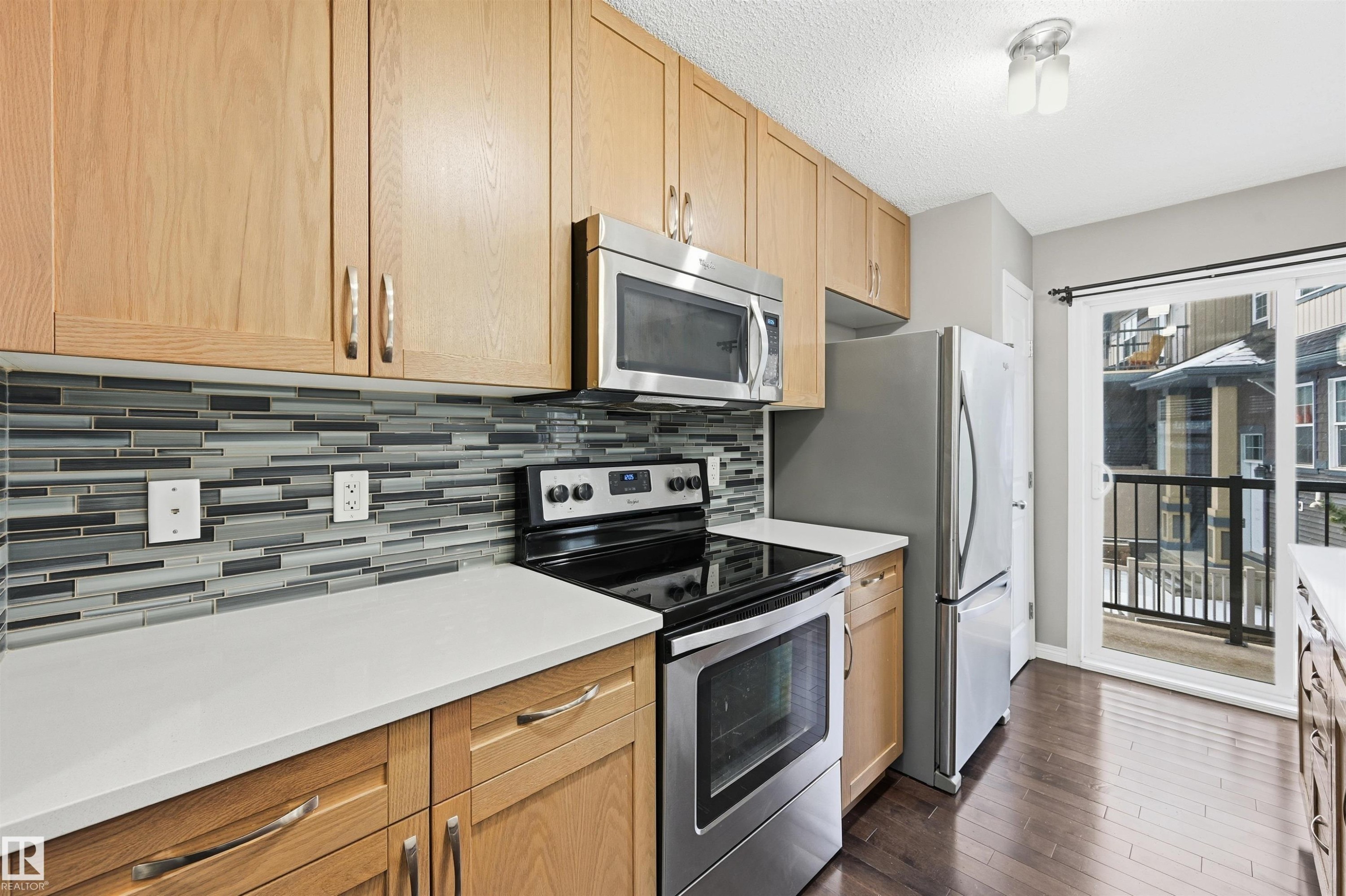 4033 Orchards Drive, Edmonton, AB - Indoor Photo Showing Kitchen With Stainless Steel Kitchen
