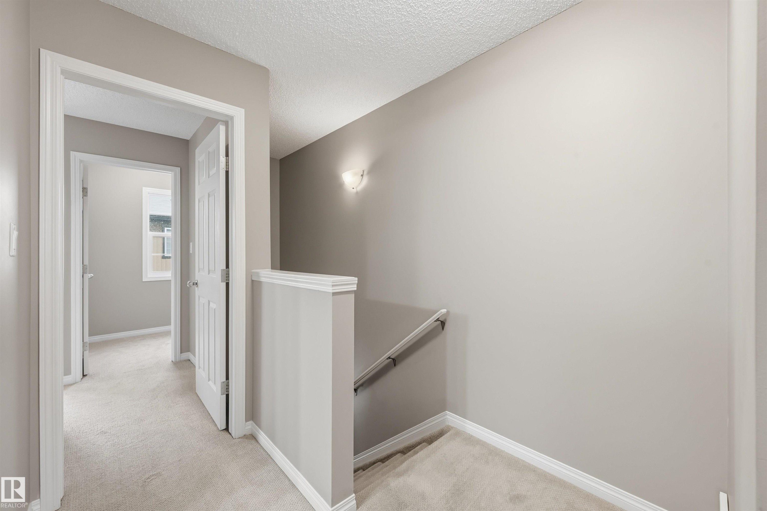 4033 Orchards Drive, Edmonton, AB - Indoor Photo Showing Other Room