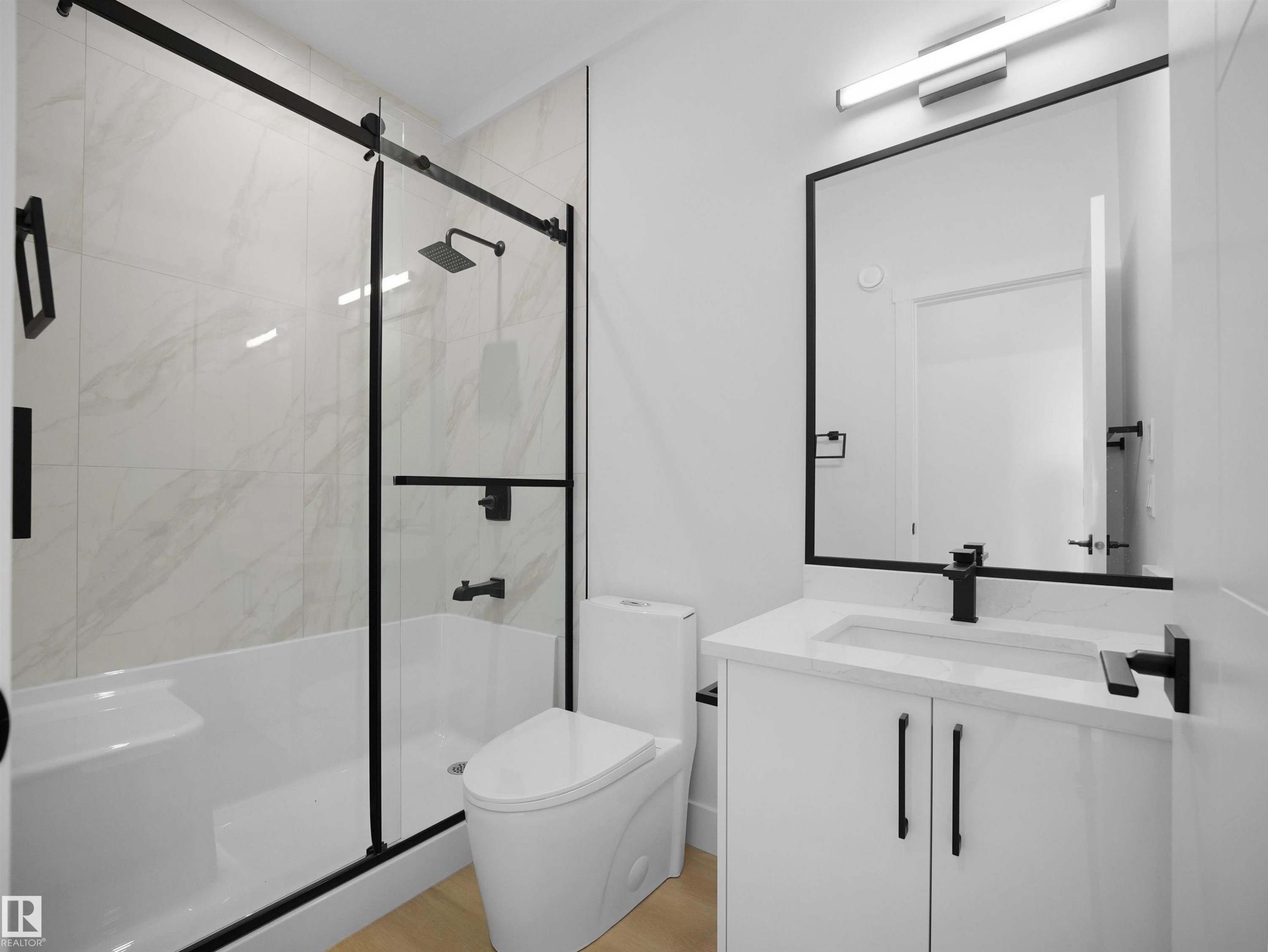 165 Edgewater Circle, Leduc, AB - Indoor Photo Showing Bathroom