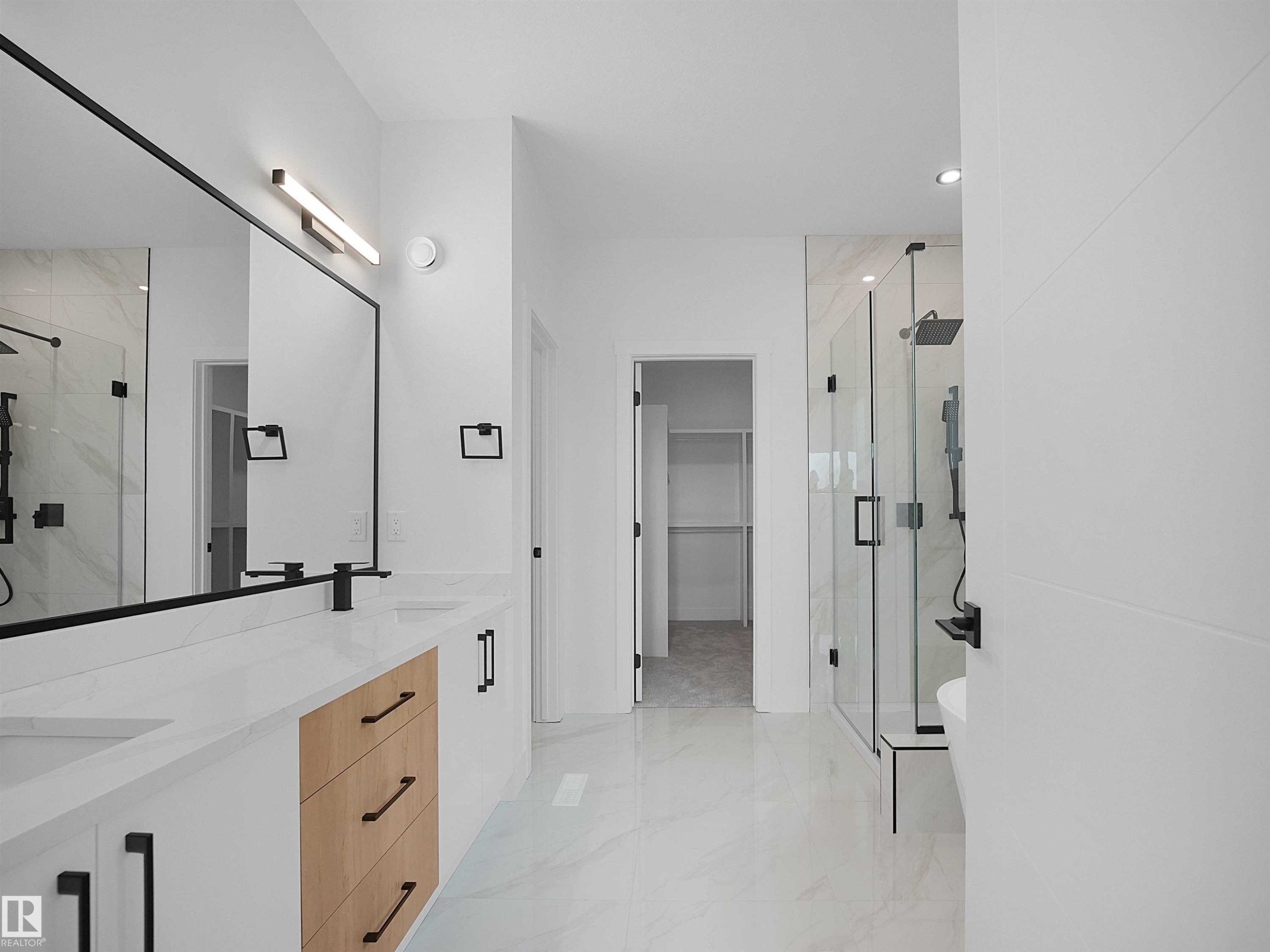 165 Edgewater Circle, Leduc, AB - Indoor