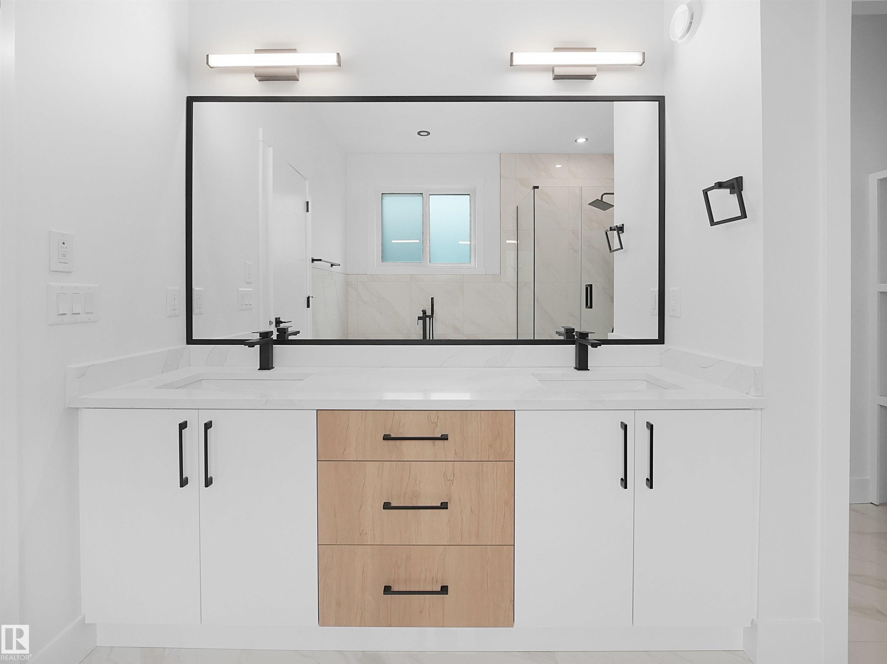 165 Edgewater Circle, Leduc, AB -