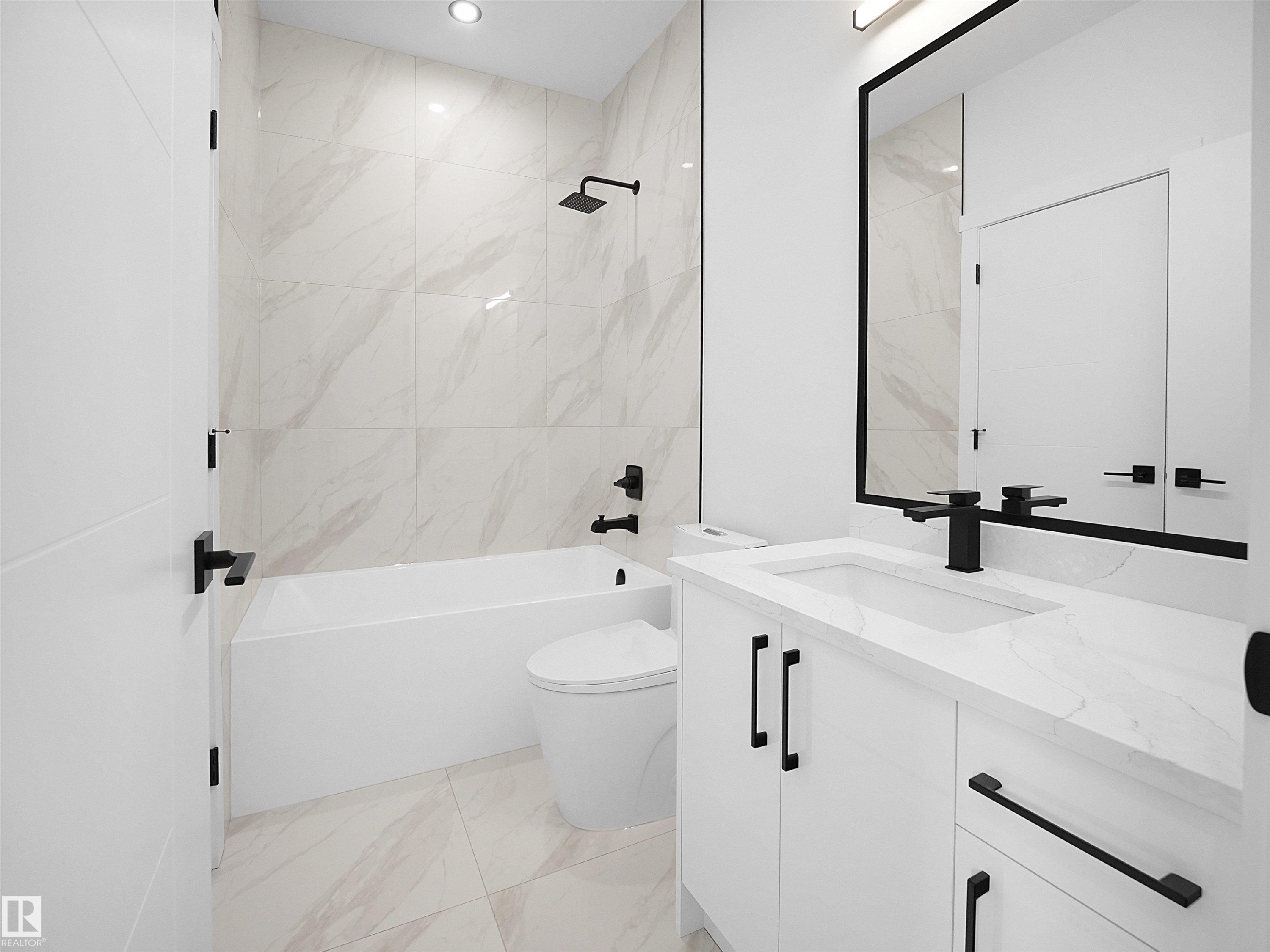 165 Edgewater Circle, Leduc, AB - Indoor Photo Showing Bathroom