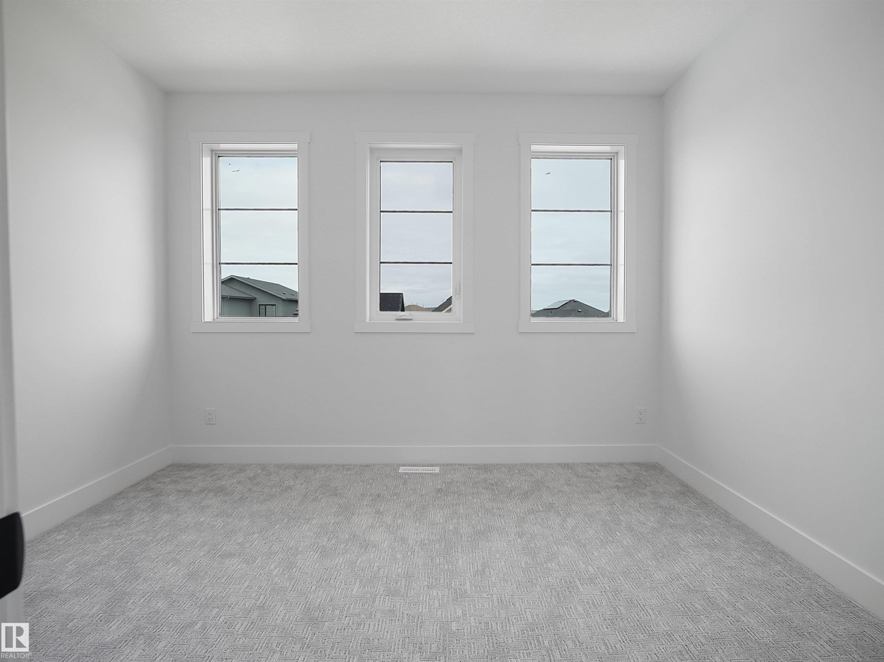 165 Edgewater Circle, Leduc, AB - Indoor Photo Showing Other Room