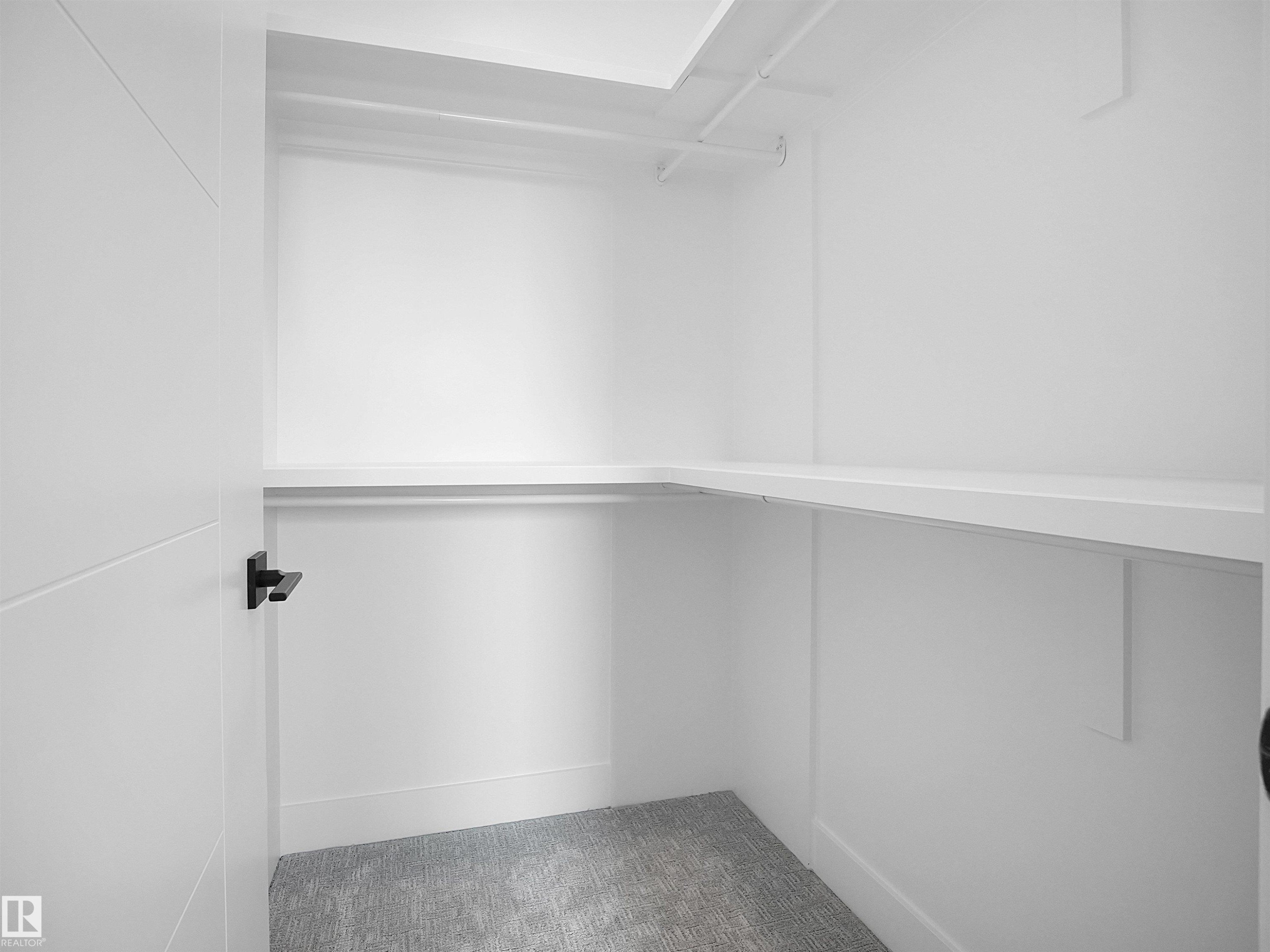 165 Edgewater Circle, Leduc, AB - Indoor With Storage