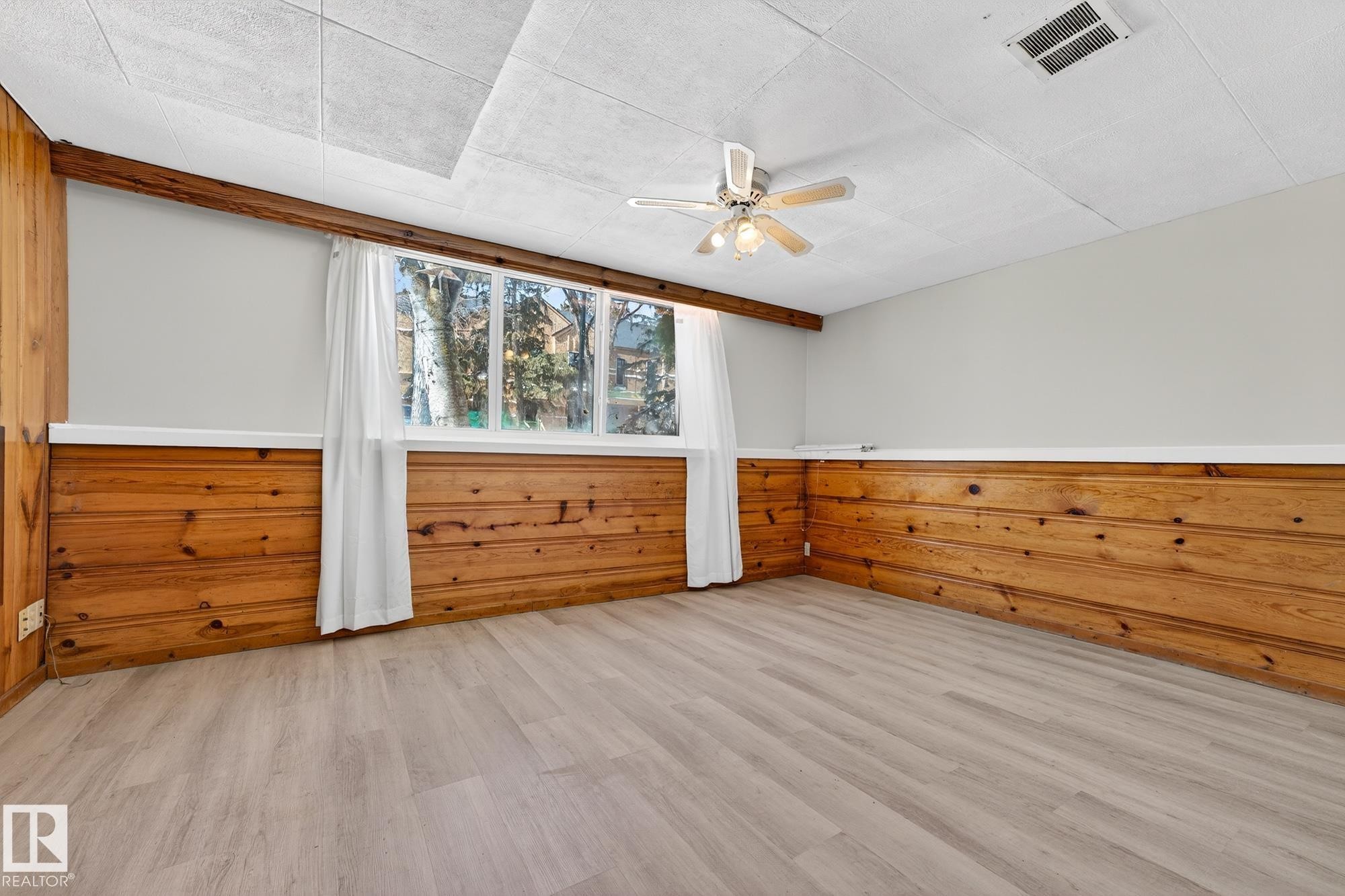 10519 140 Street, Edmonton, AB - Indoor Photo Showing Other Room