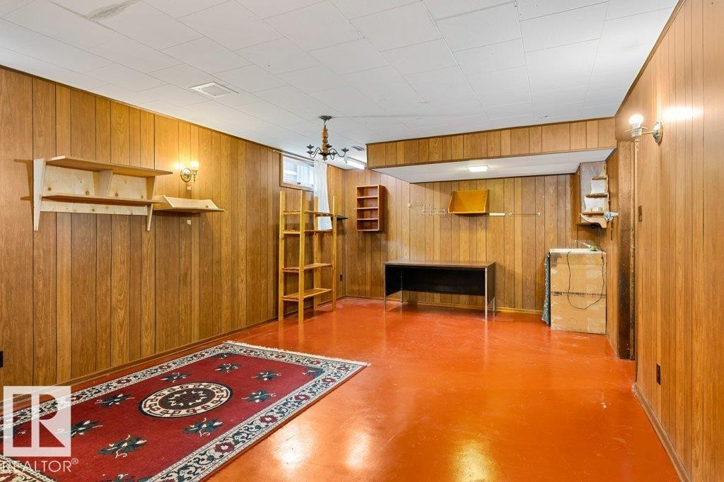 5006 55 Avenue, Stony Plain, AB - Indoor Photo Showing Other Room