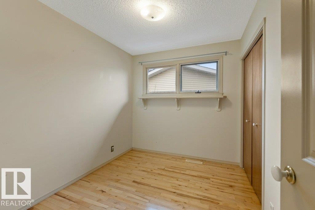 5006 55 Avenue, Stony Plain, AB - Indoor Photo Showing Other Room