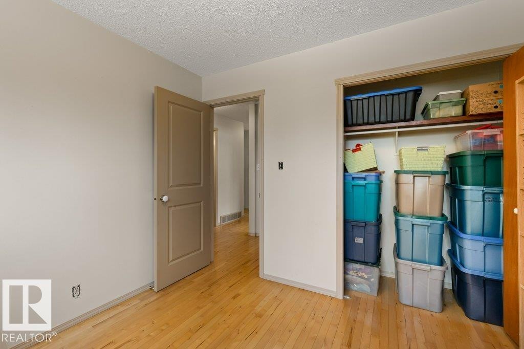 5006 55 Avenue, Stony Plain, AB - Indoor Photo Showing Other Room