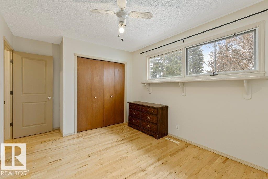 5006 55 Avenue, Stony Plain, AB - Indoor Photo Showing Other Room
