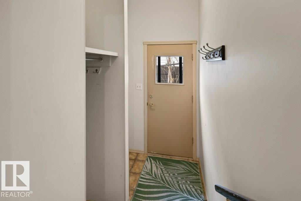 5006 55 Avenue, Stony Plain, AB - Indoor Photo Showing Other Room