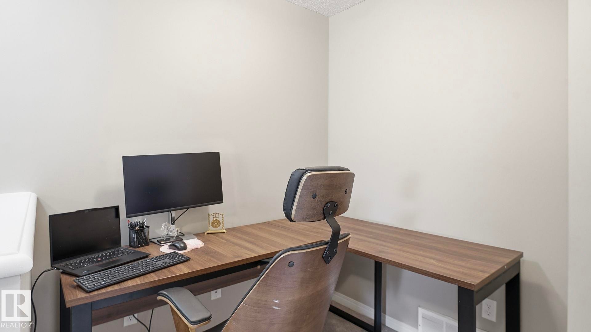 169 1804 70 St, Edmonton, AB - Indoor Photo Showing Office