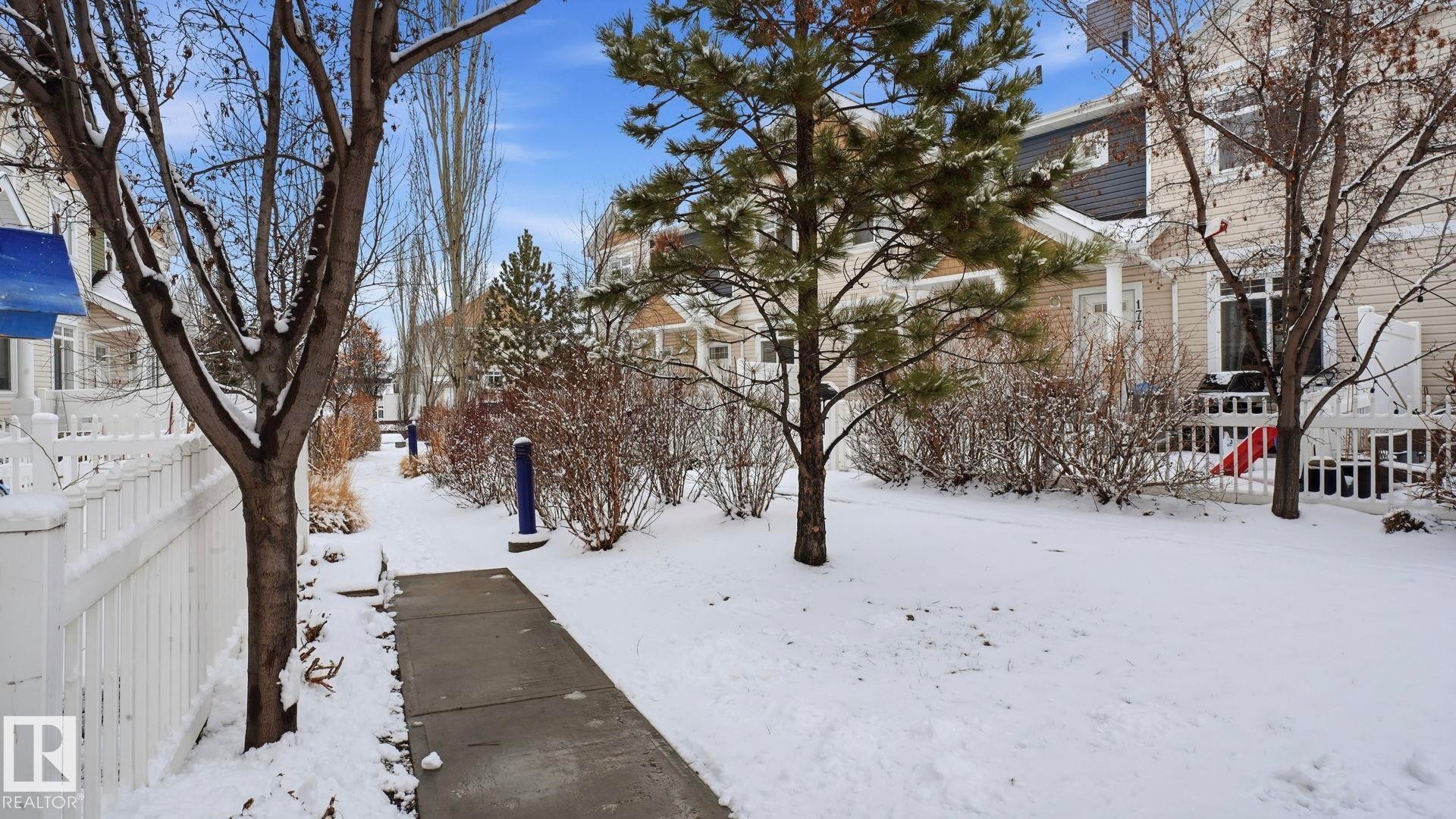 169 1804 70 St, Edmonton, AB - Outdoor