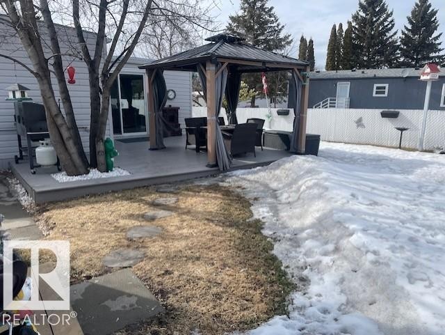 46 Round Road, Edmonton, AB - Outdoor