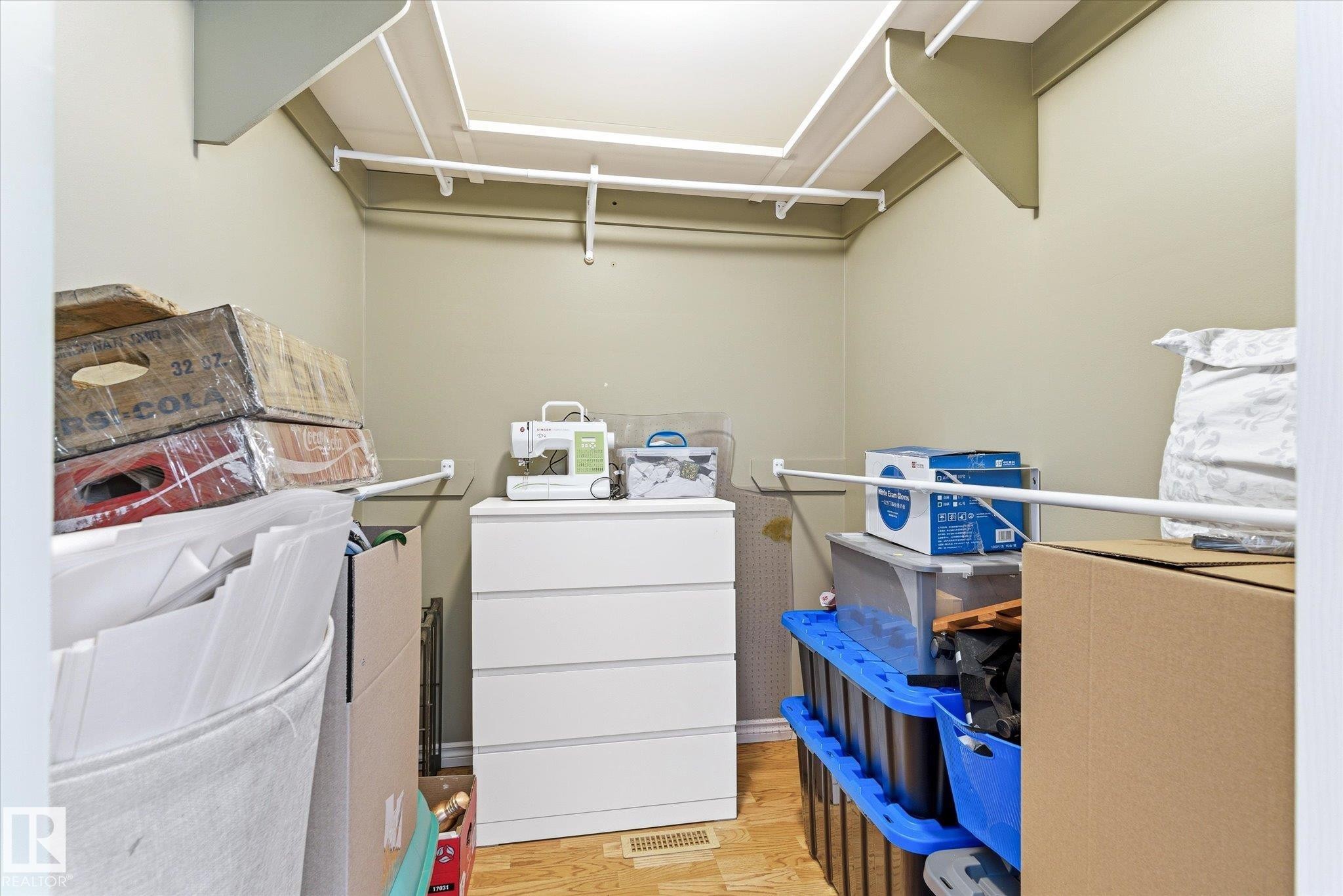 8427 152B Avenue, Edmonton, AB - Indoor With Storage