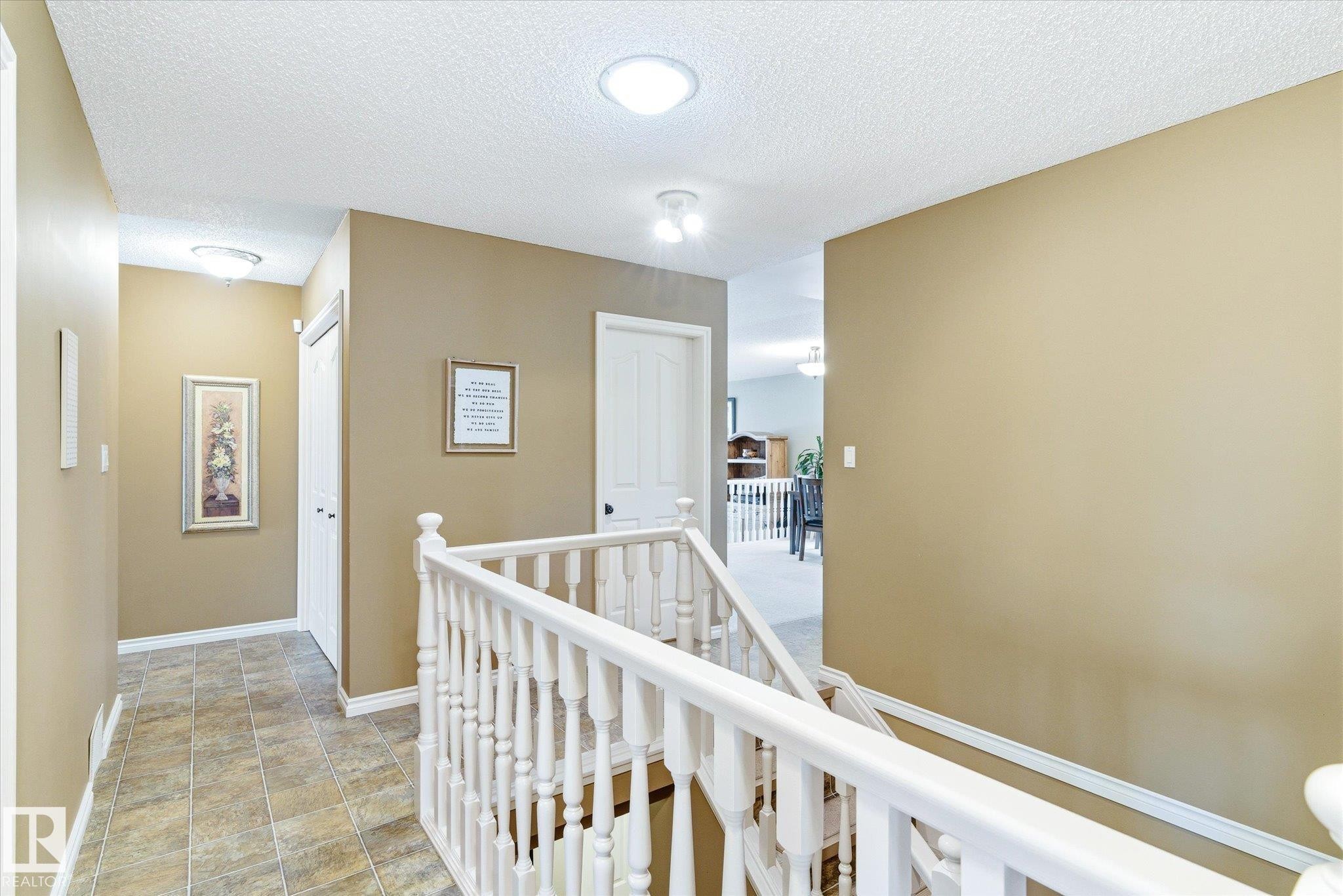 8427 152B Avenue, Edmonton, AB - Indoor Photo Showing Other Room