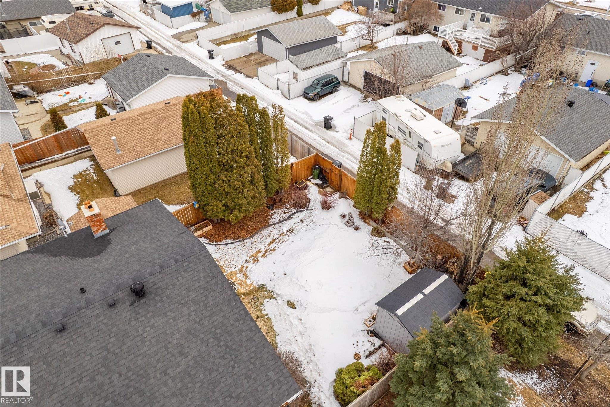 8427 152B Avenue, Edmonton, AB - Outdoor