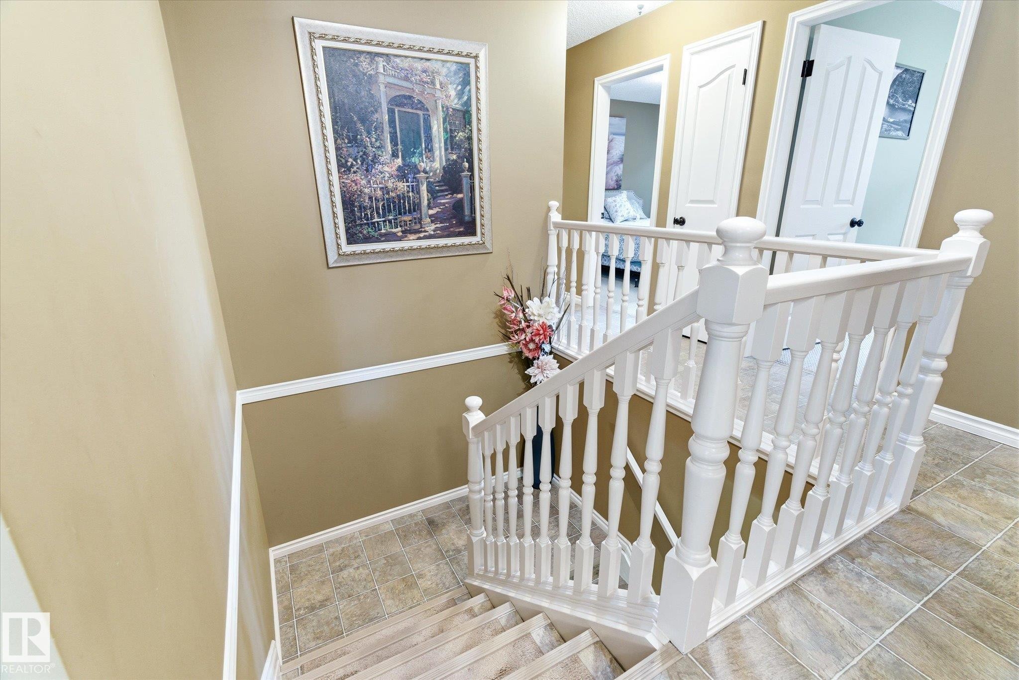 8427 152B Avenue, Edmonton, AB - Indoor Photo Showing Other Room