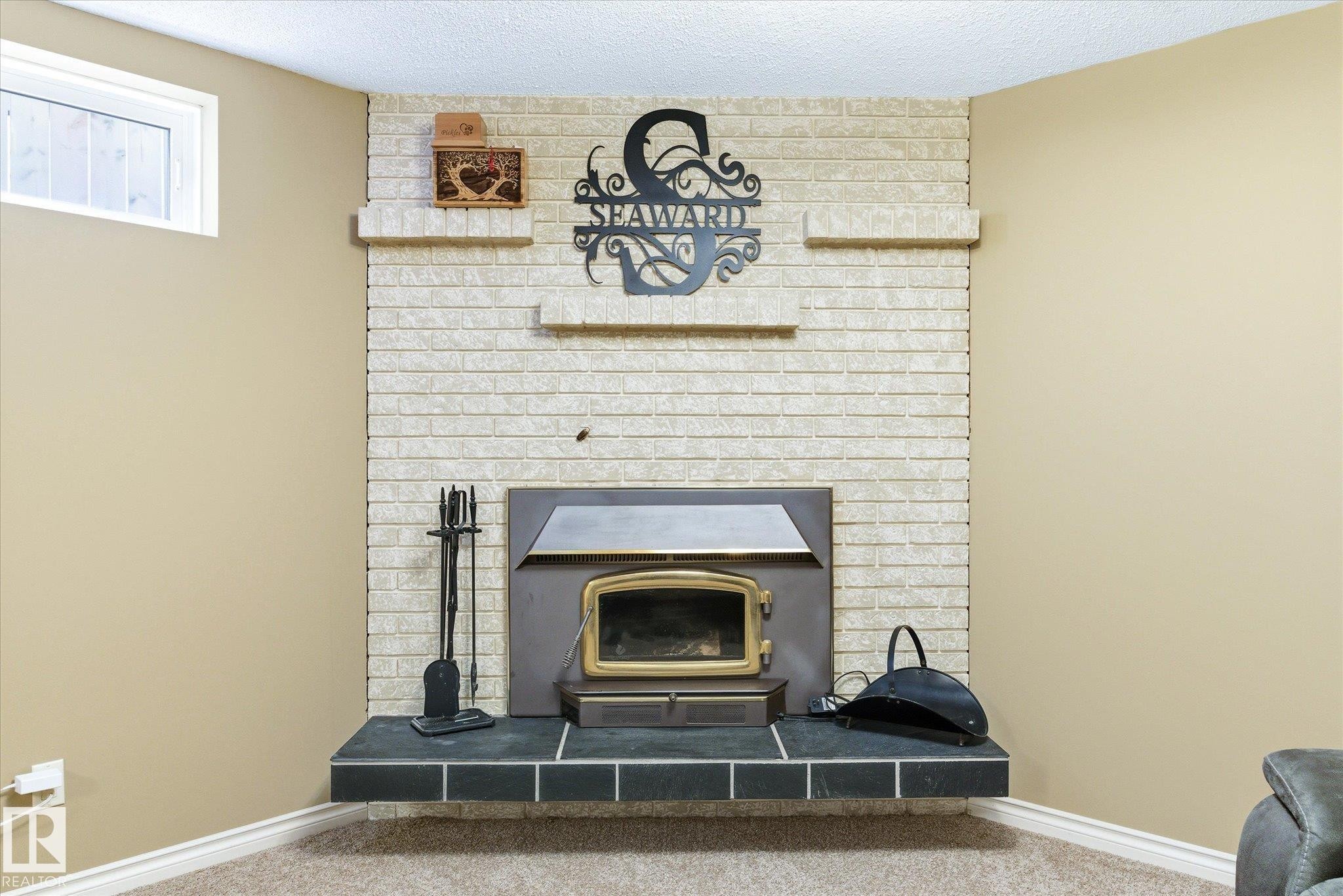 8427 152B Avenue, Edmonton, AB - Indoor With Fireplace